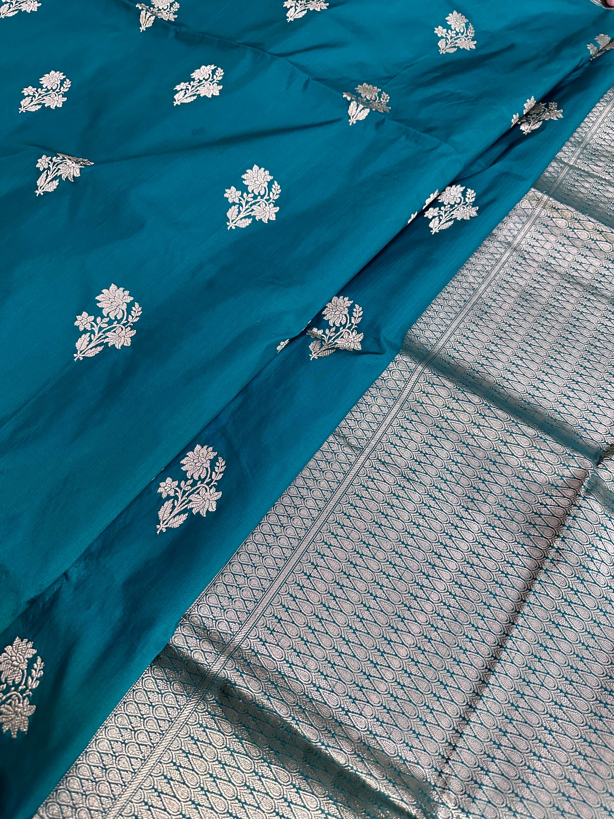 Pure Katan Silk Kadhwa Buta Handloom Saree – Real Zari Banarasi Masterpiece | Royal Weave Elegance