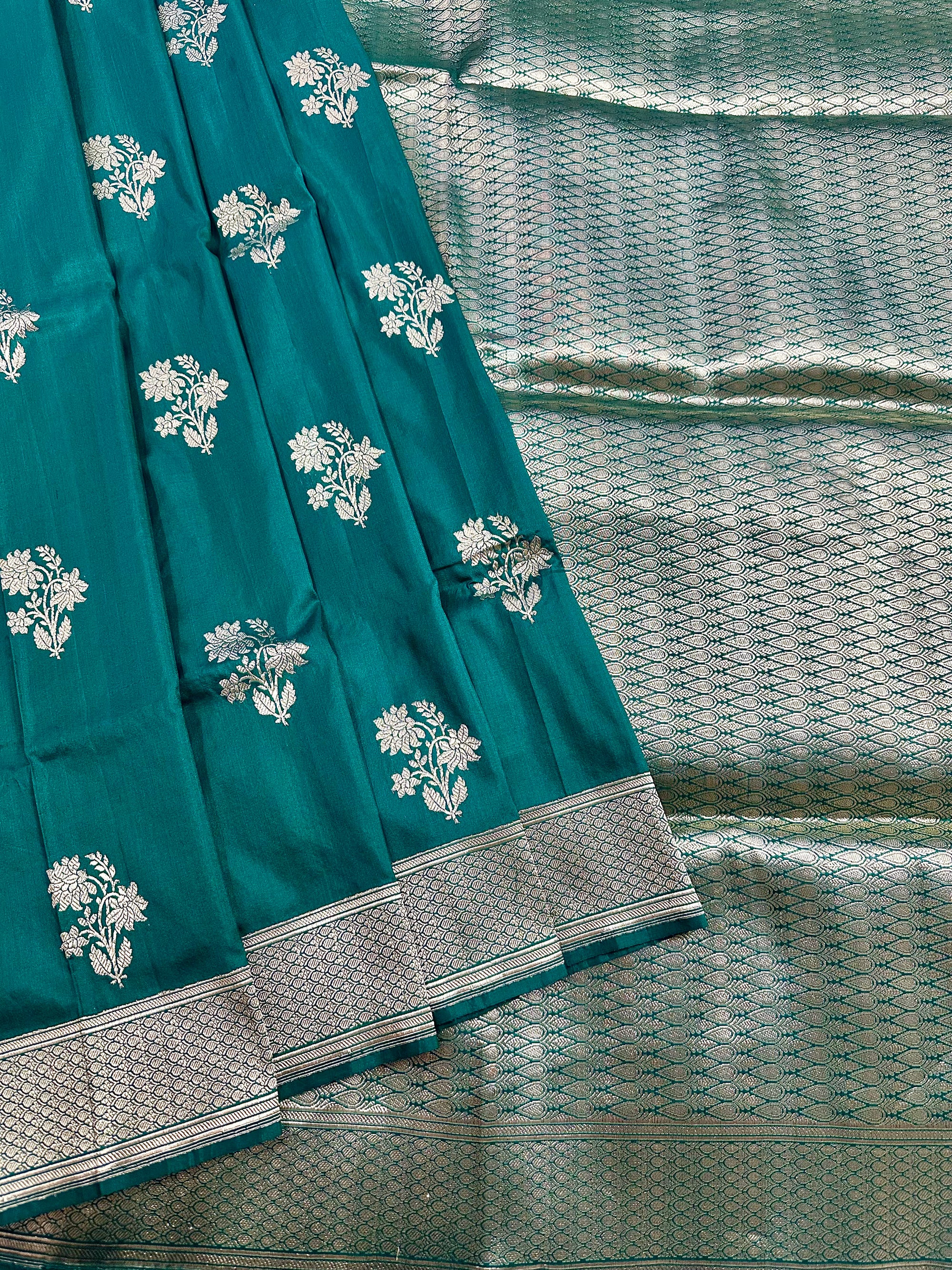 Teal Green Pure Katan Silk Banarasi Kadhwa Buta Handloom Ektara Weaved Saree