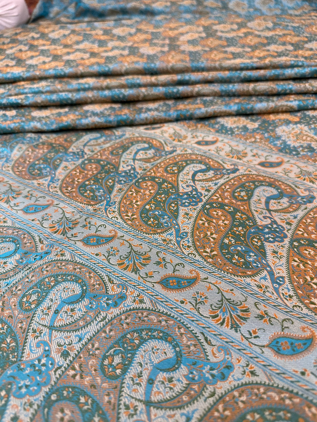 Pure Jamawar Tanchui Silk Handloom Saree – No Zari, Ultra Soft & Royal Weave | Banarasi Elegance