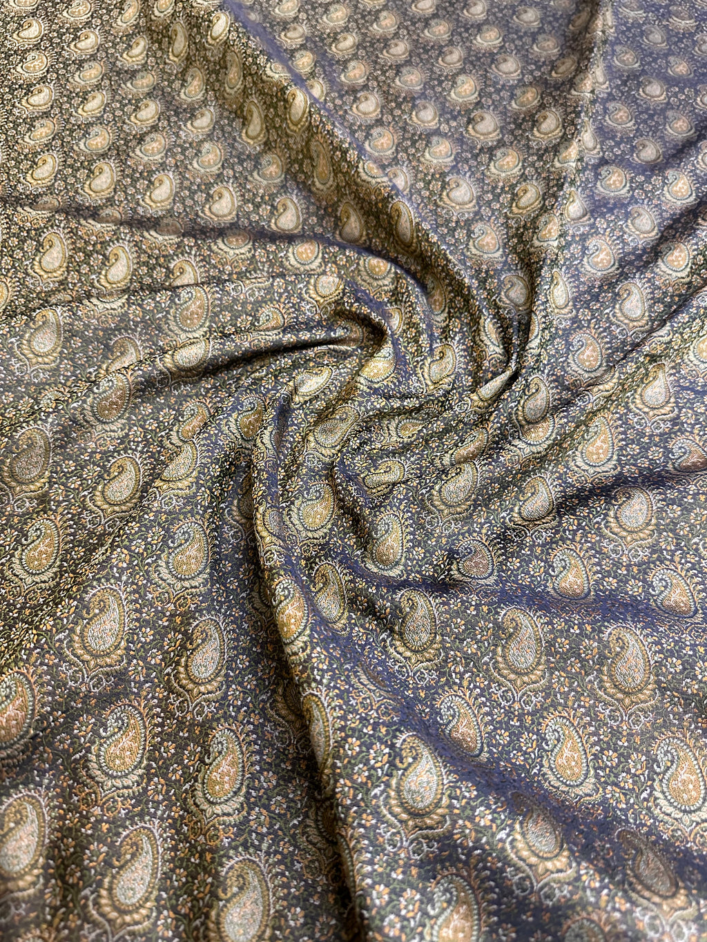 Pure Jamawar Tanchui Silk Handloom Saree – No Zari, Ultra Soft & Royal Weave | Banarasi Elegance