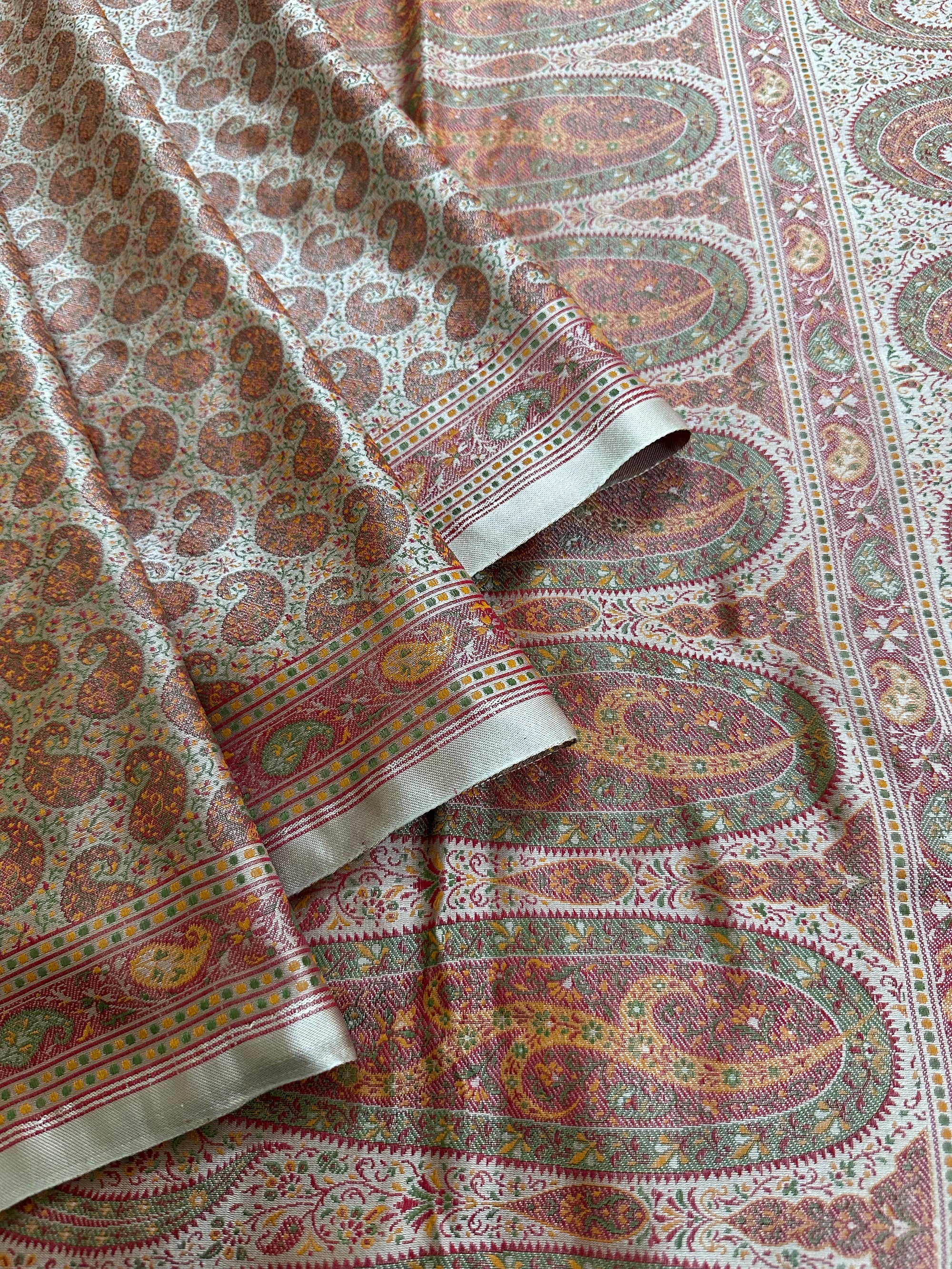 Pure Jamawar Tanchui Silk Handloom Saree – No Zari, Ultra Soft & Royal Weave | Banarasi Elegance