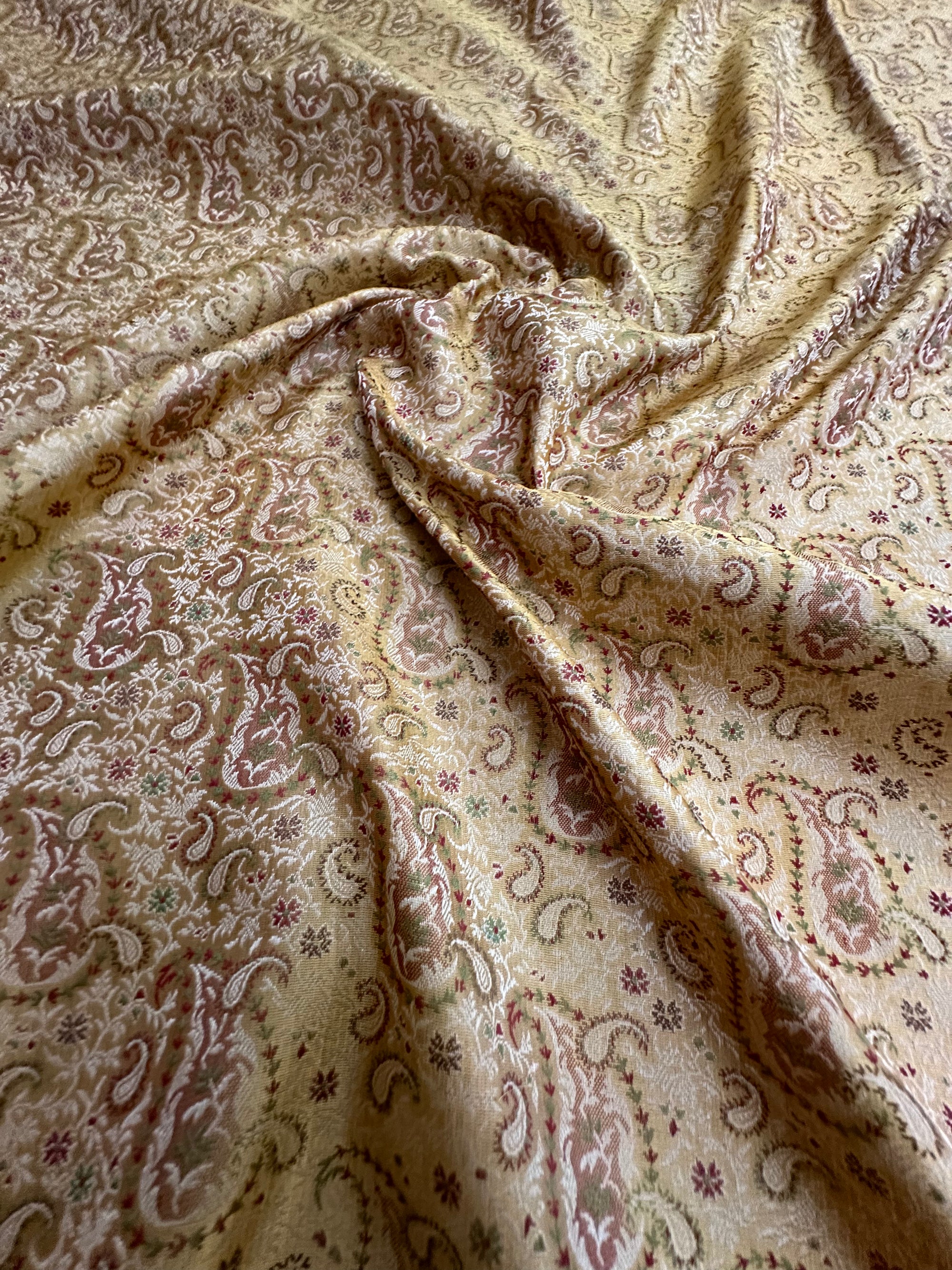 Pure Jamawar Tanchui Silk Handloom Saree – No Zari, Ultra Soft & Royal Weave | Banarasi Elegance