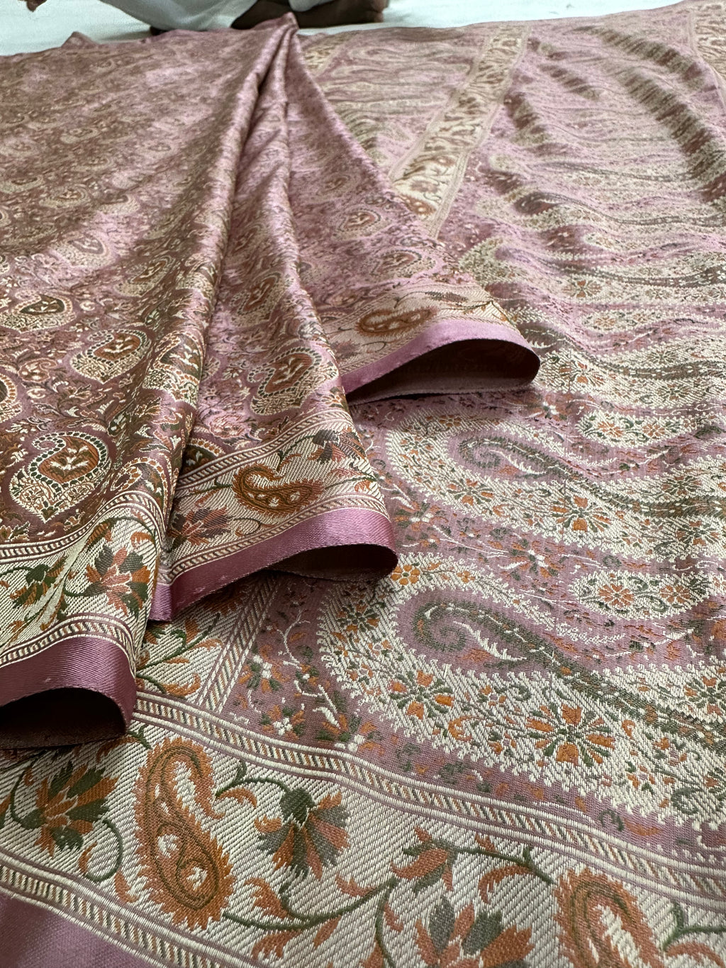 Pure Jamawar Tanchui Silk Handloom Saree – No Zari, Ultra Soft & Royal Weave | Banarasi Elegance
