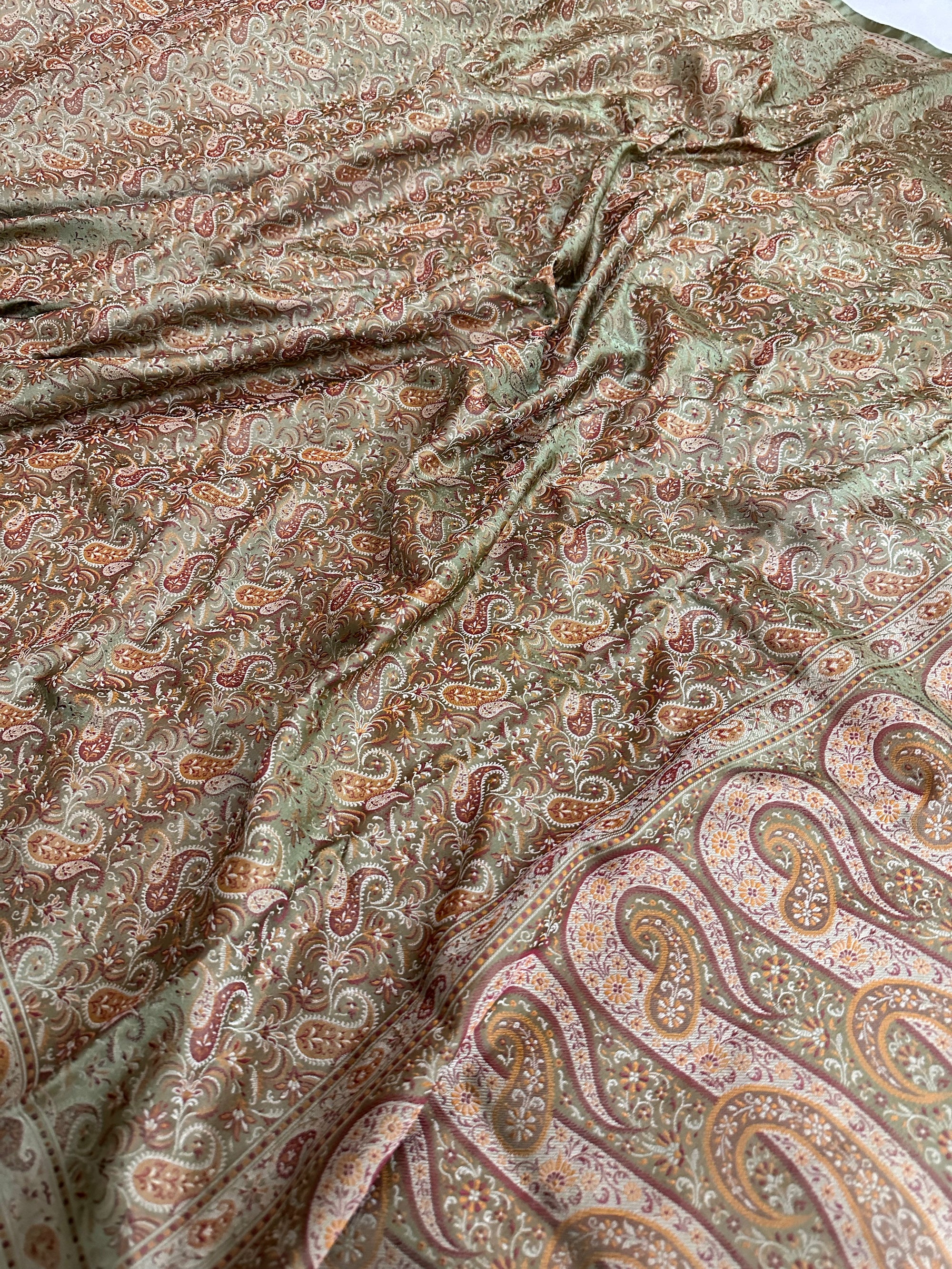 Pure Jamawar Tanchui Silk Handloom Saree – No Zari, Ultra Soft & Royal Weave | Banarasi Elegance