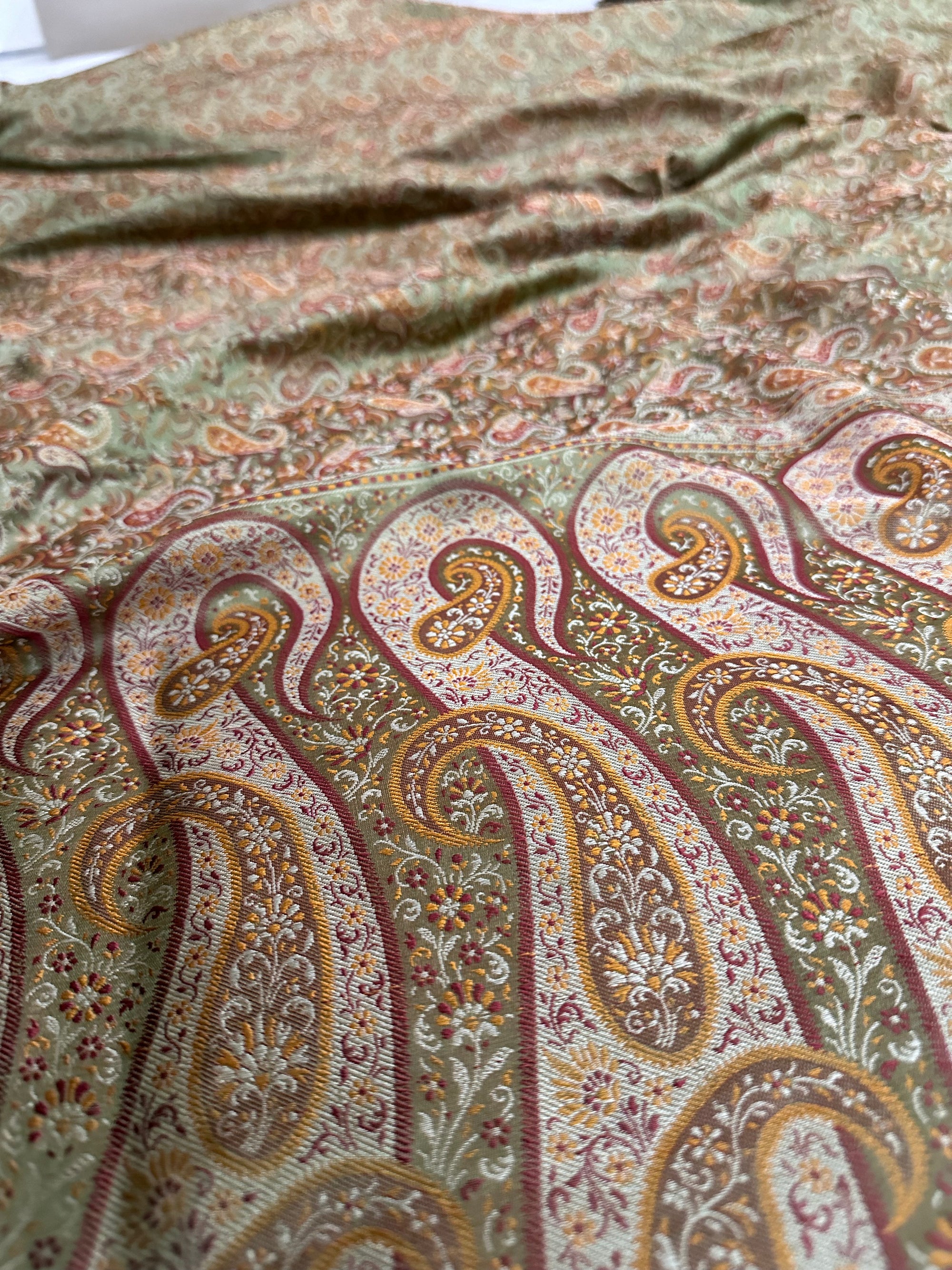 Pure Jamawar Tanchui Silk Handloom Saree – No Zari, Ultra Soft & Royal Weave | Banarasi Elegance