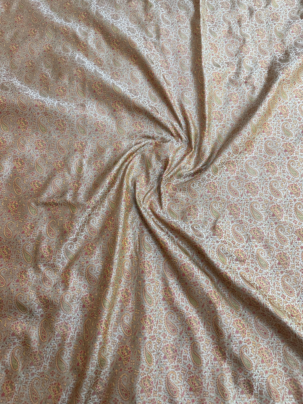 Pure Jamawar Tanchui Silk Handloom Saree – No Zari, Ultra Soft & Royal Weave | Banarasi Elegance