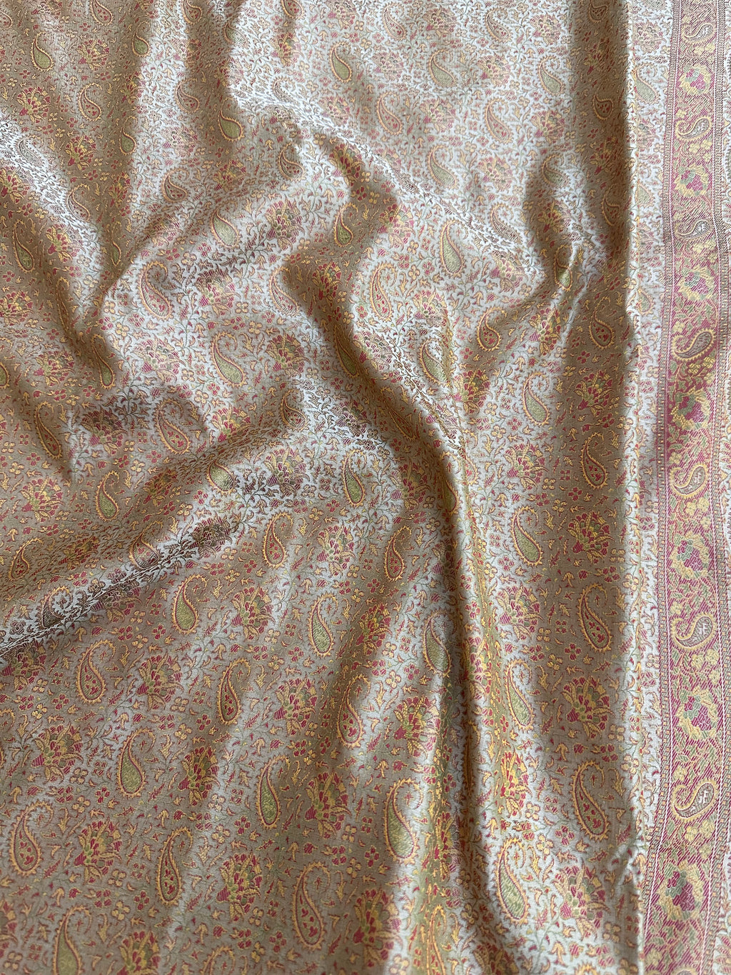Pure Jamawar Tanchui Silk Handloom Saree – No Zari, Ultra Soft & Royal Weave | Banarasi Elegance