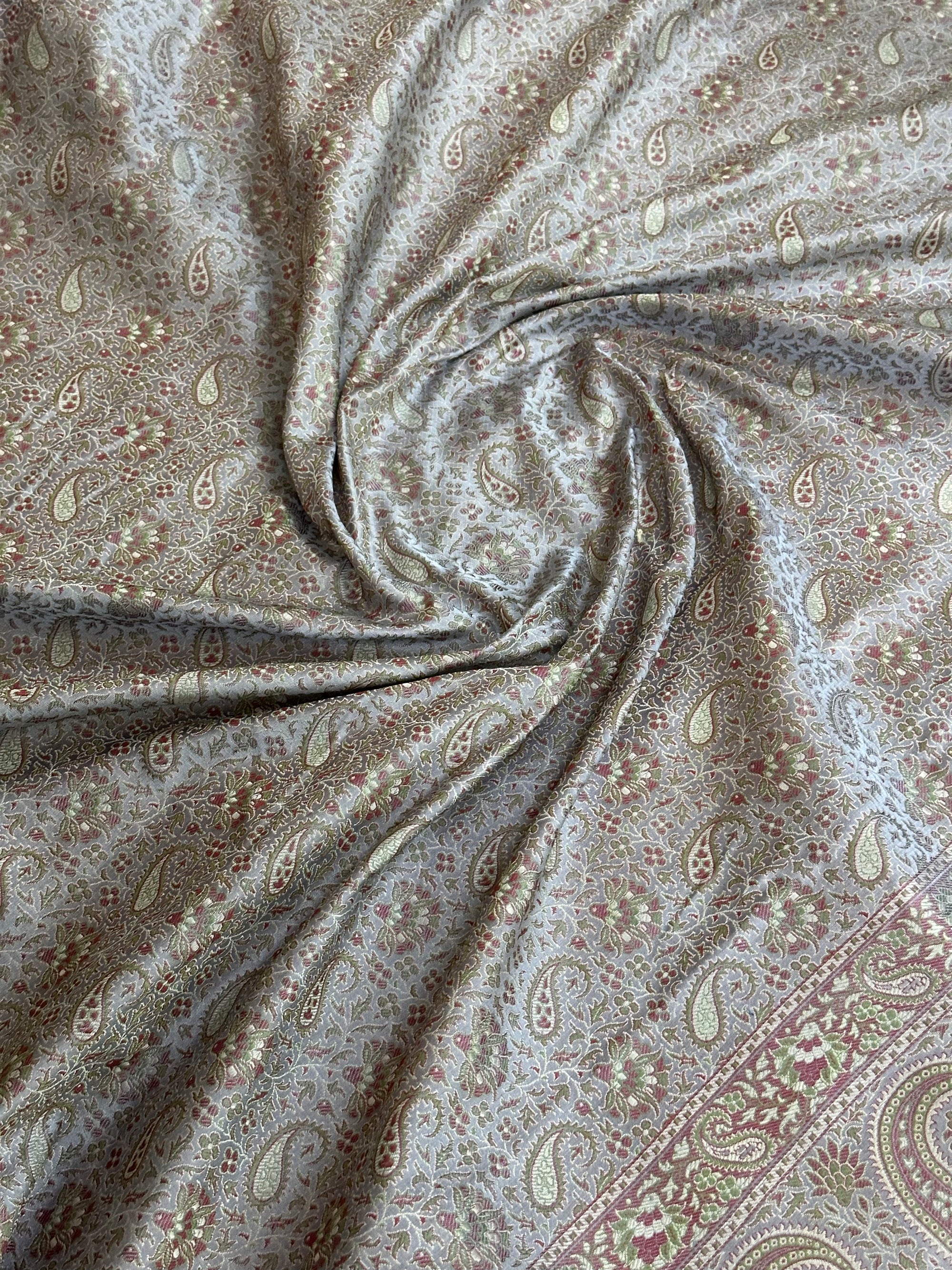 Pure Jamawar Tanchui Silk Handloom Saree – No Zari, Ultra Soft & Royal Weave | Banarasi Elegance