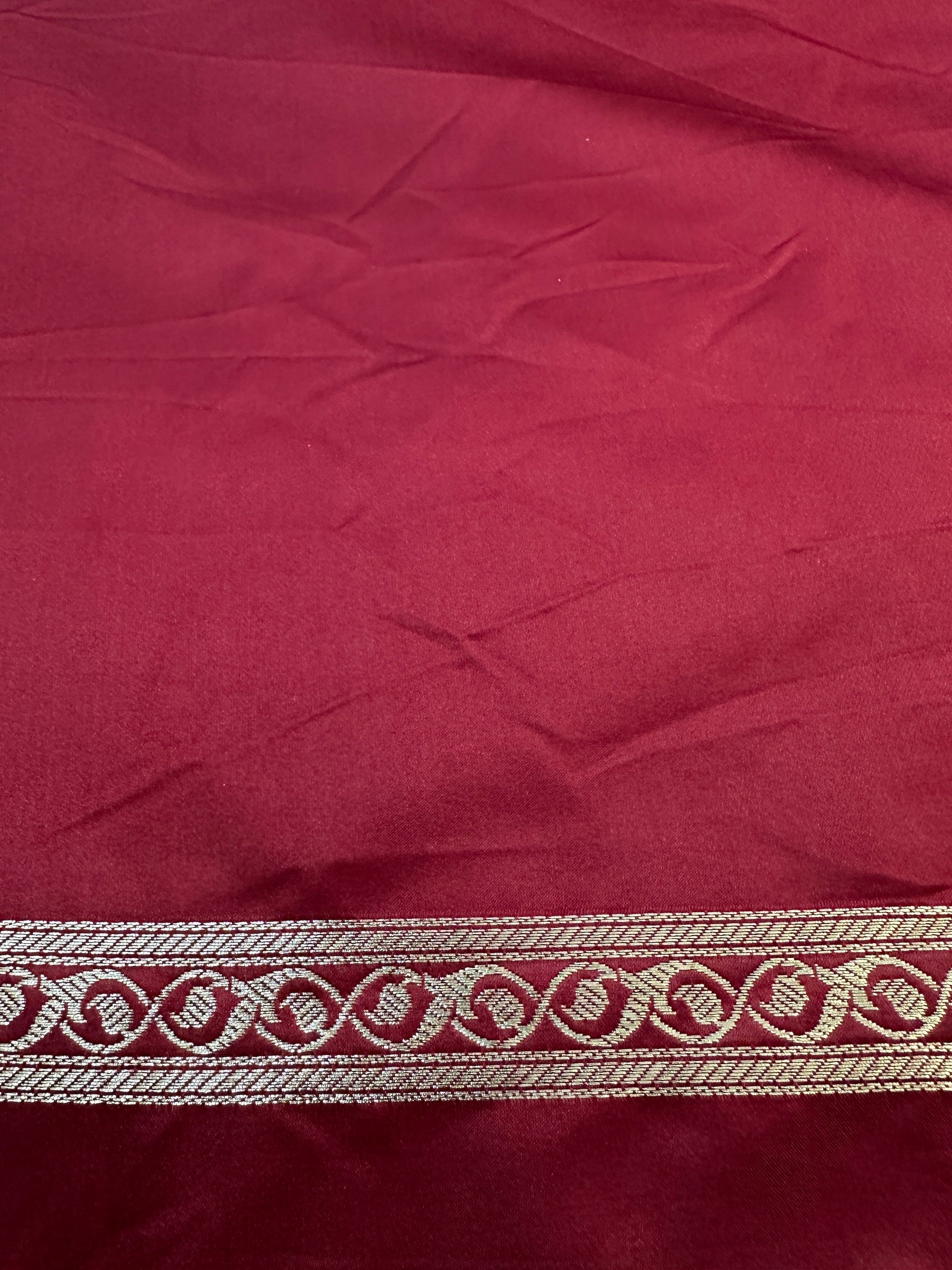 Deep Maroon Mashru Silk Zari Open Border Carry Aanchal Booti Saree