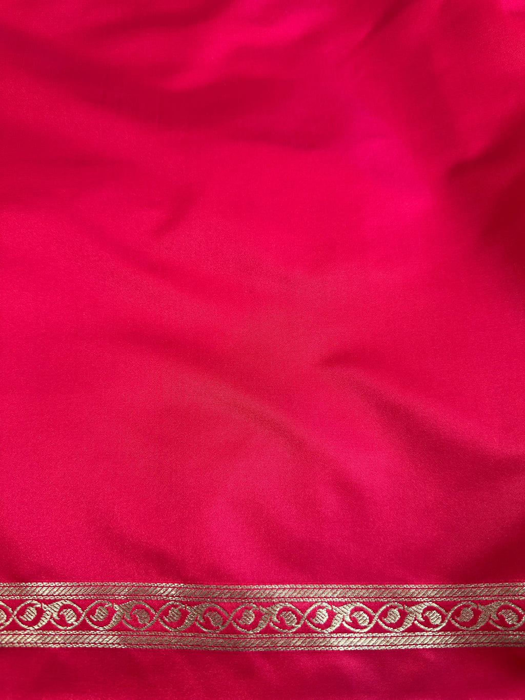 Rani Mashru Silk Zari Open Border Carry Aanchal Booti Saree