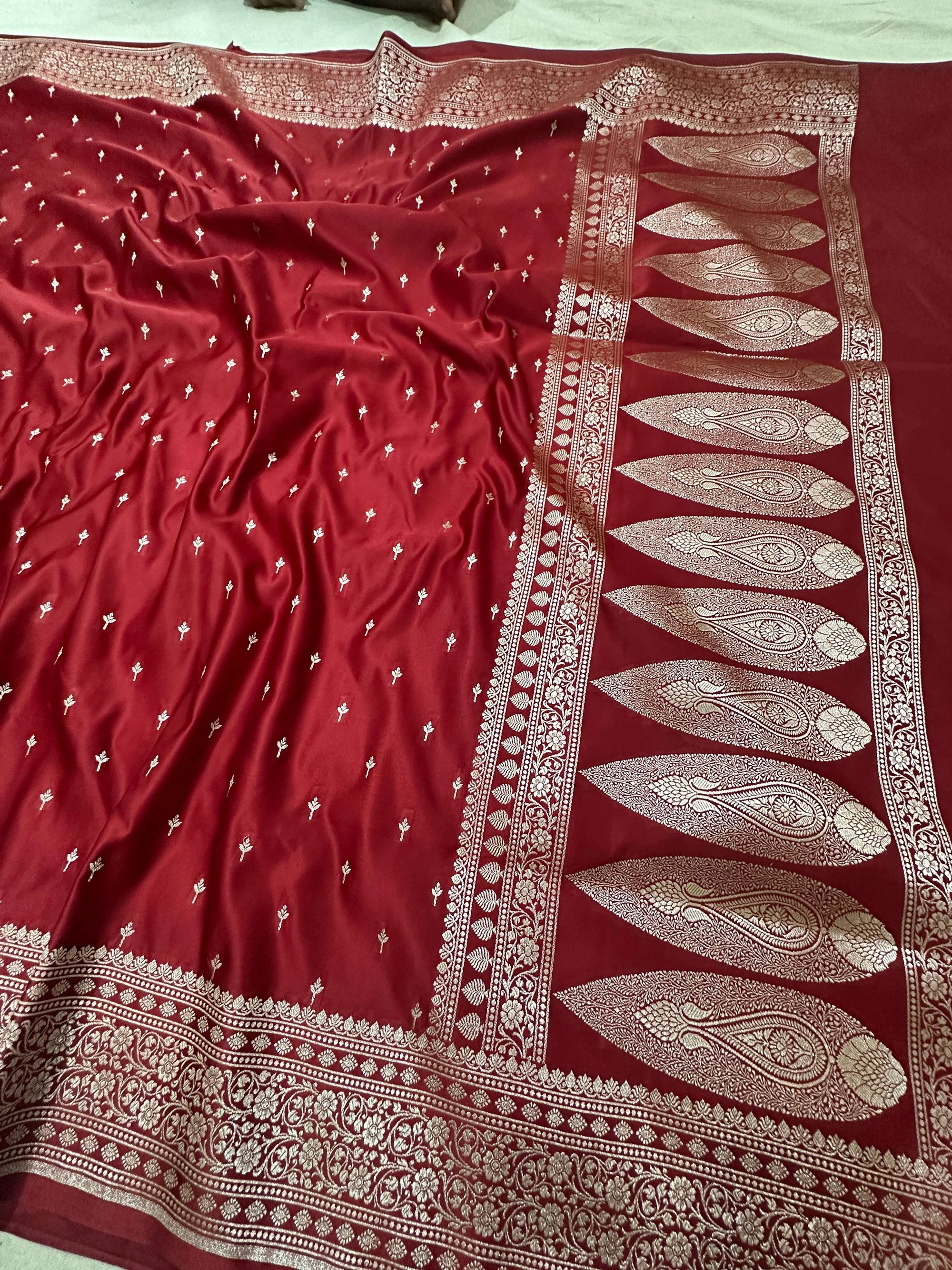 Maroon Mashru Silk Zari Banarasi Border Aanchal Boota Booti Saree