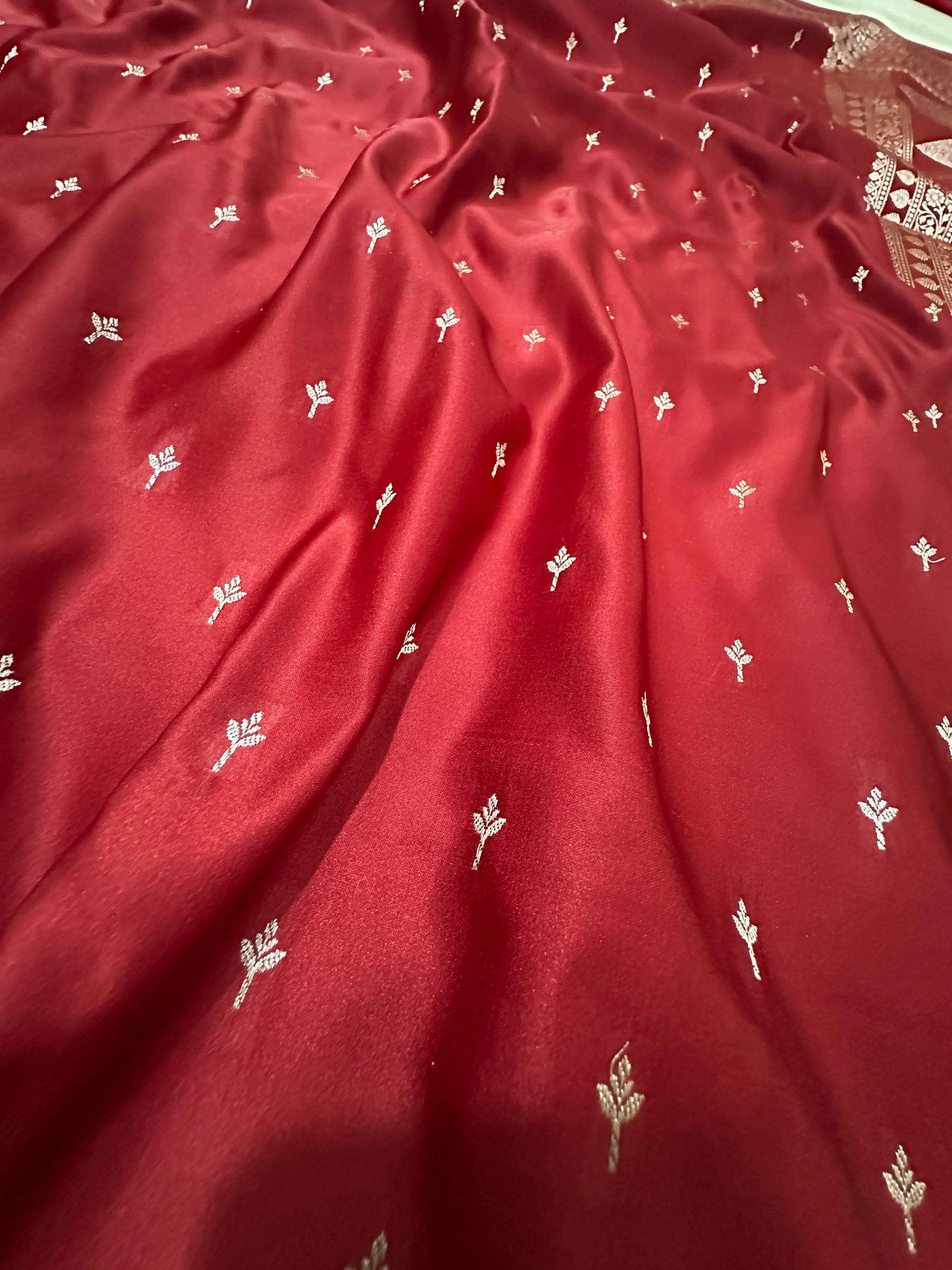 Maroon Mashru Silk Zari Banarasi Border Aanchal Boota Booti Saree