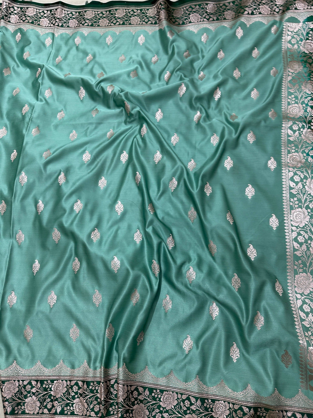 Firozi & Green Contrast Mashru Silk Banarasi Zari Border Brocade Aanchal Saree