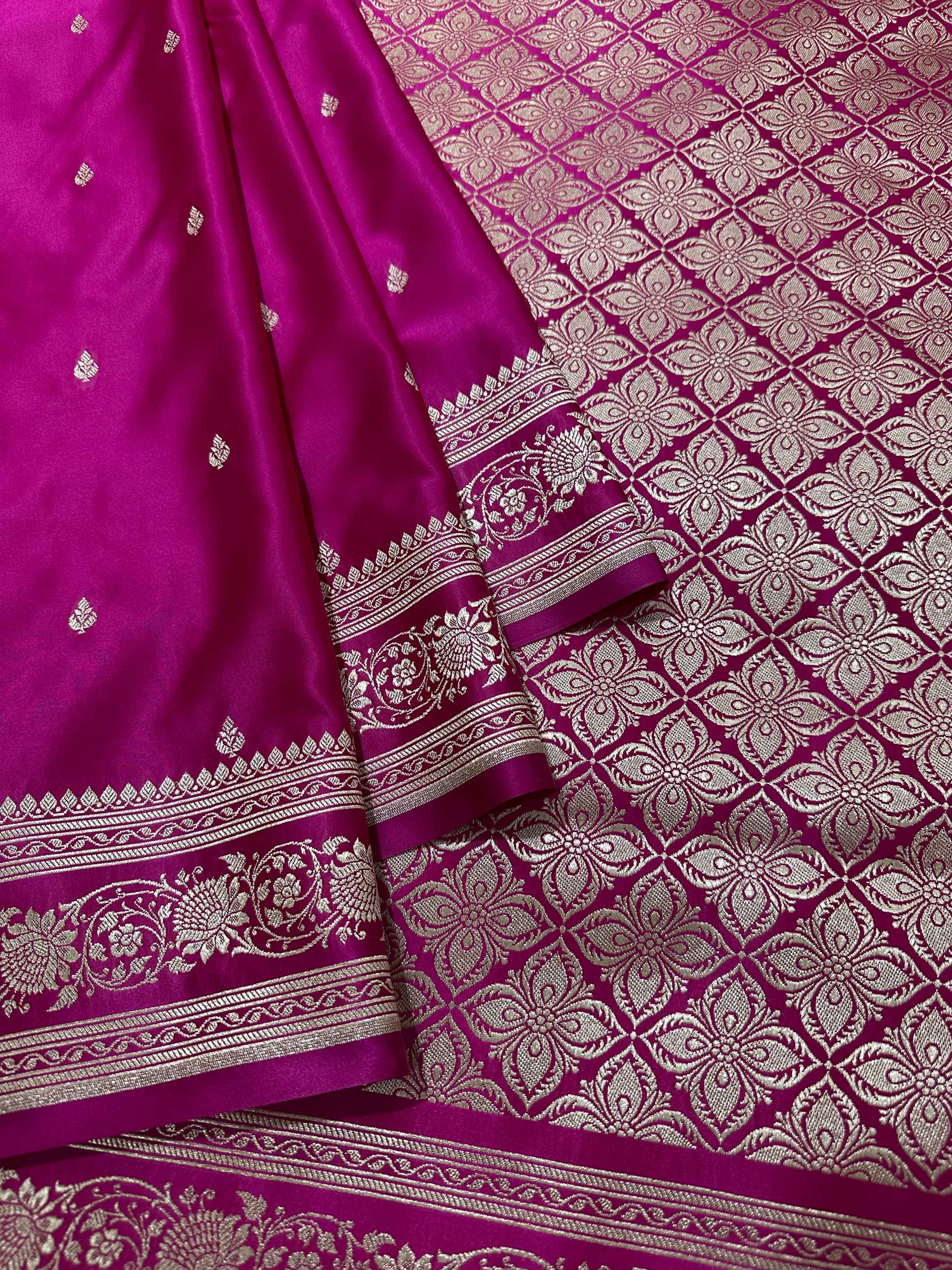 Magenta Mashru Silk Paithni Banarasi Zari Border Brocad Aanchal Booti Saree