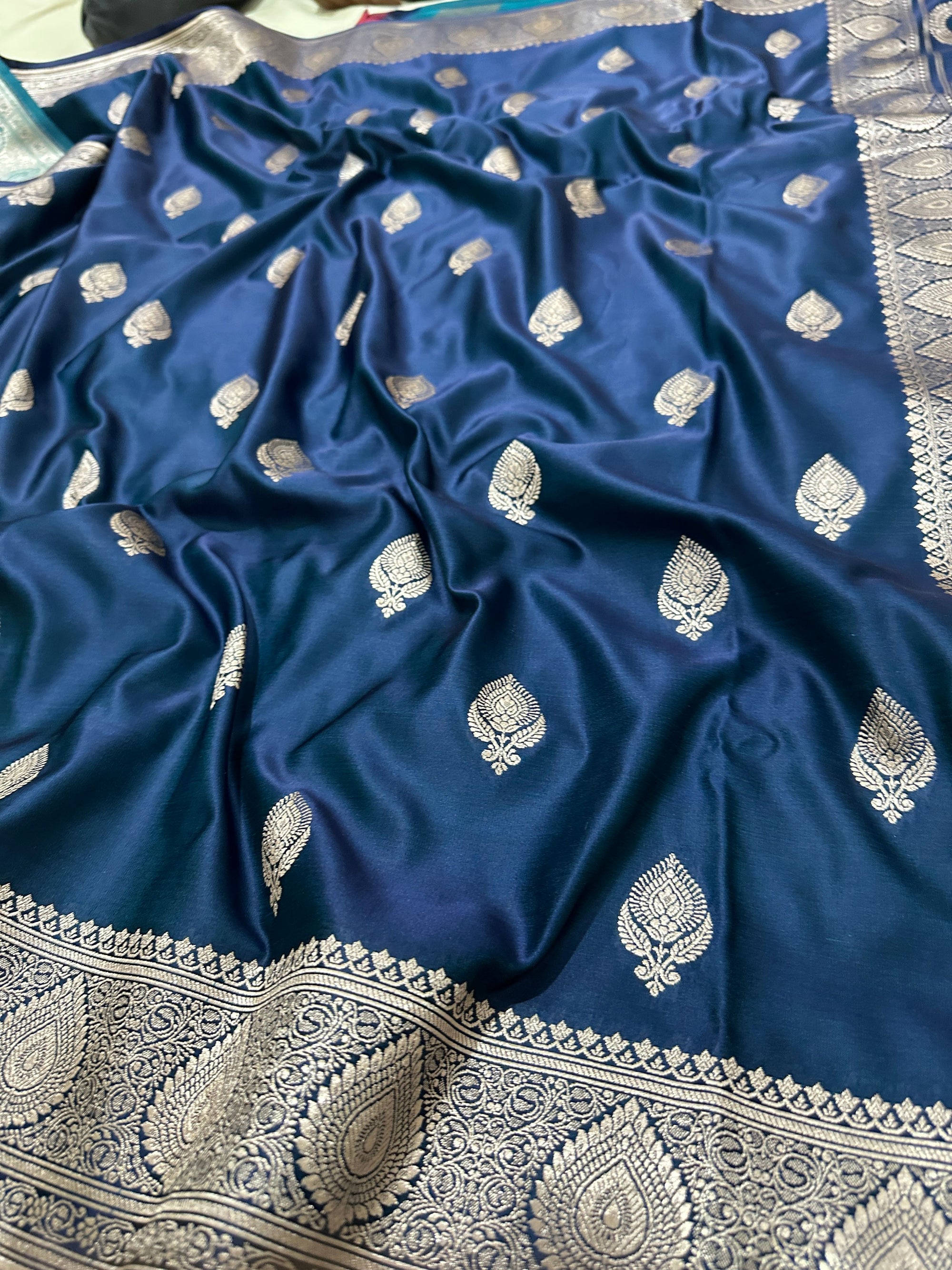 Royal Peach Blue Mashru Silk Banarasi Zari Border Carry Aanchal Booti Saree