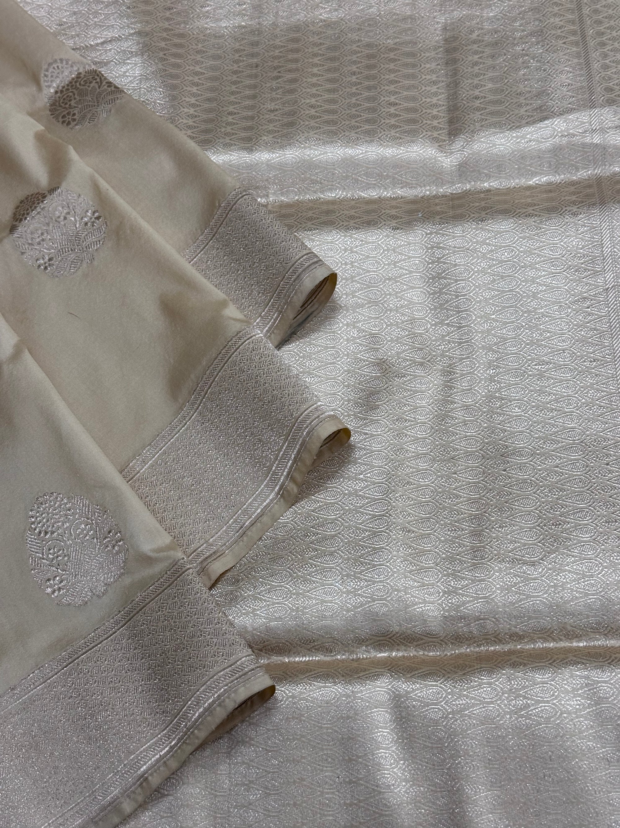 Pure Katan Silk Kadhwa Buta Handloom Saree