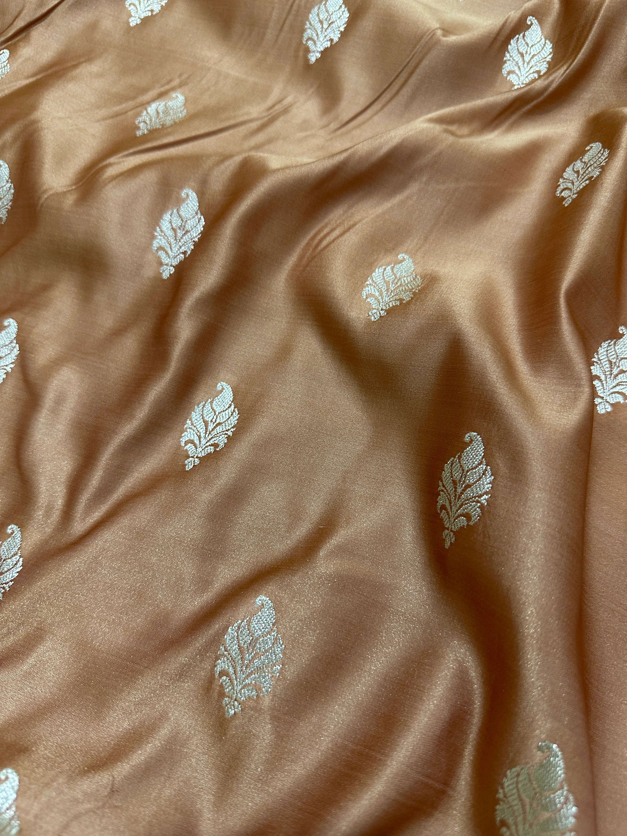 Brown & Maroon Contrast Mashru Silk Banarasi Zari Border Brocade Aanchal Saree