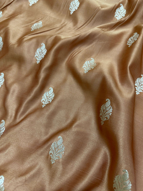 Brown & Maroon Contrast Mashru Silk Banarasi Zari Border Brocade Aanchal Saree