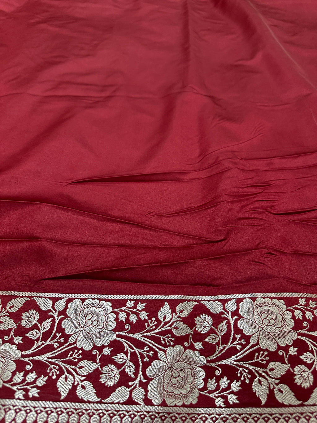 Pista & Red Contrast Mashru Silk Banarasi Zari Border Brocade Aanchal Saree