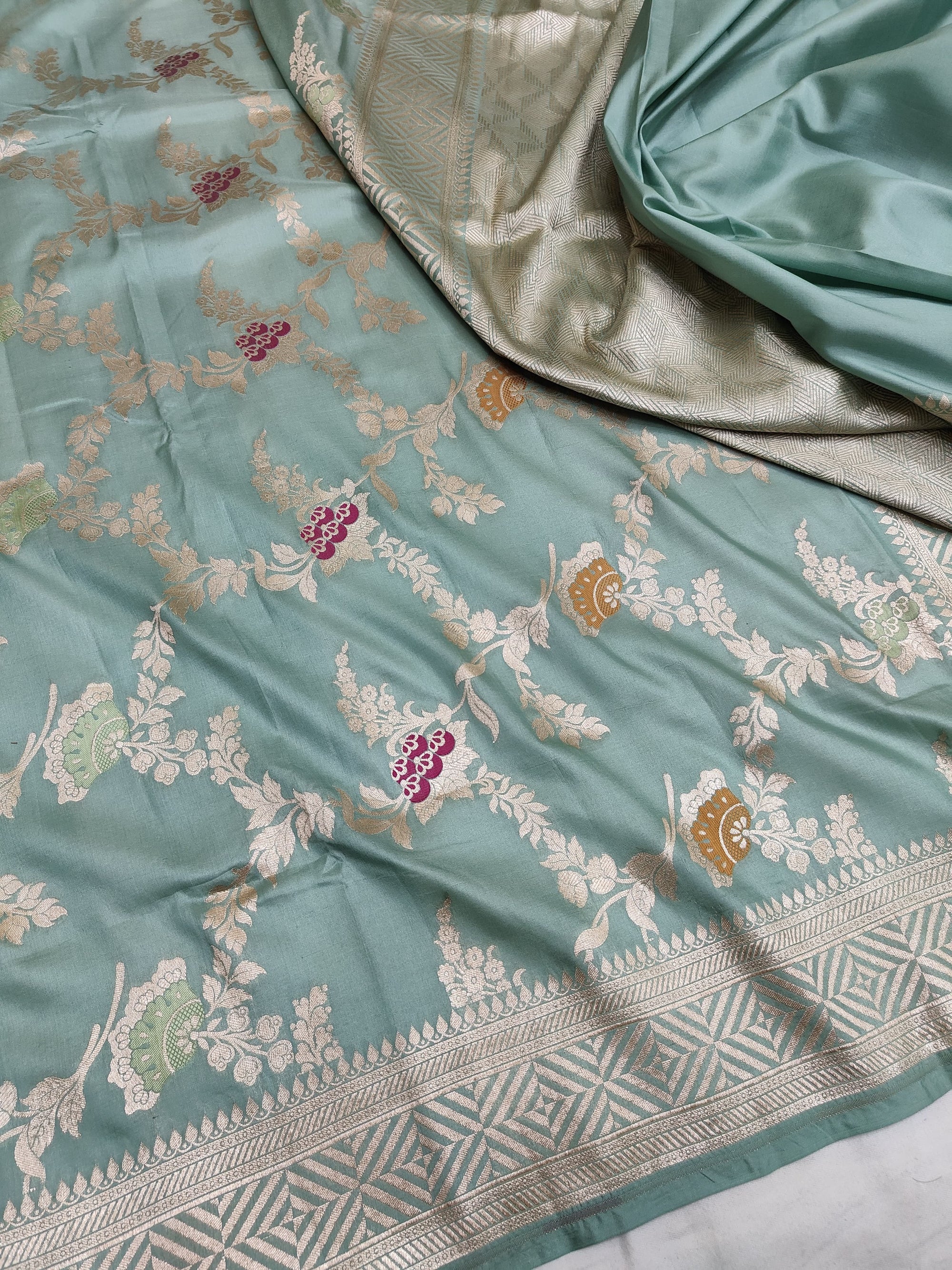 Pure Katan Silk Minakari Banarasi Saree