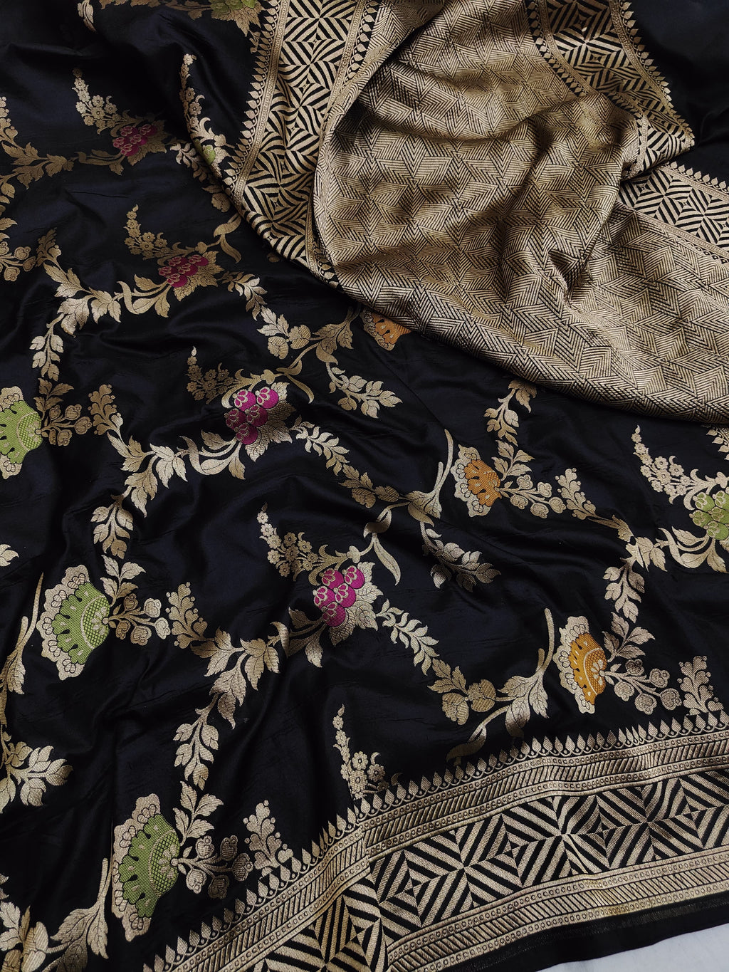 Pure Katan Silk Minakari Banarasi Saree