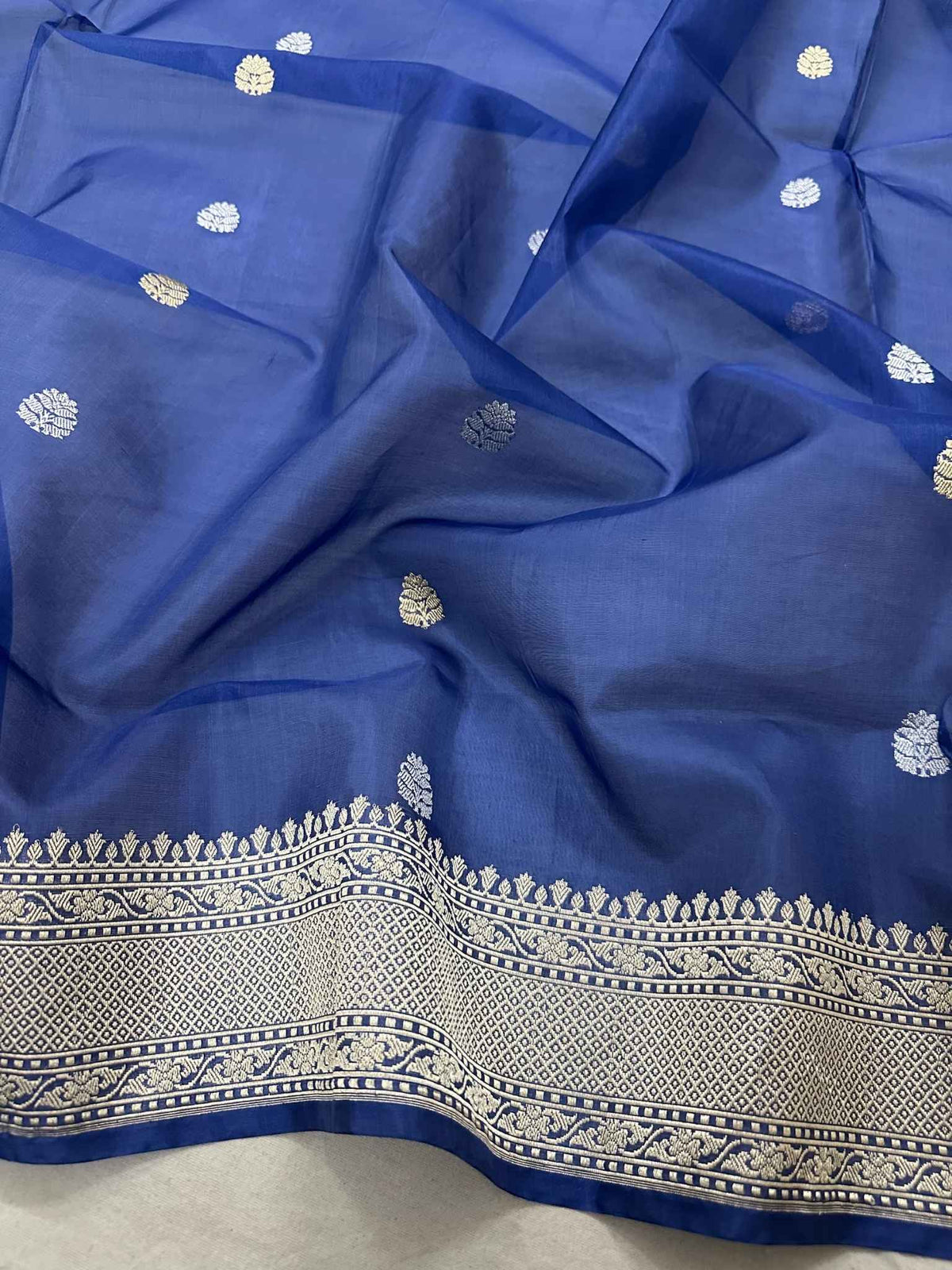 Pure Kora Silk Banarasi Saree – Traditional Handloom Zari Work | Festive & Bridal Wear