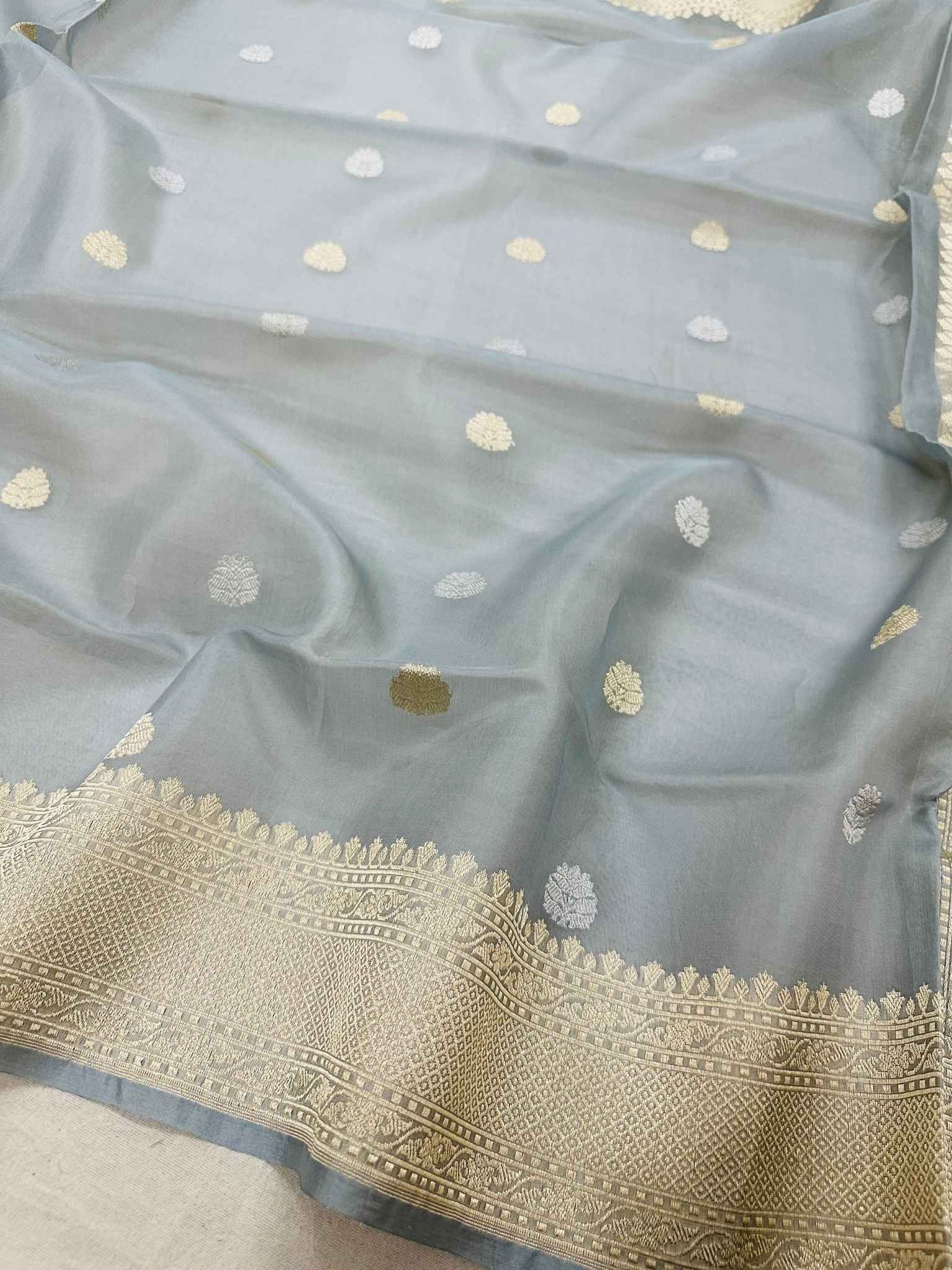 Pure Kora Silk Kadhwa Buta Handloom Saree