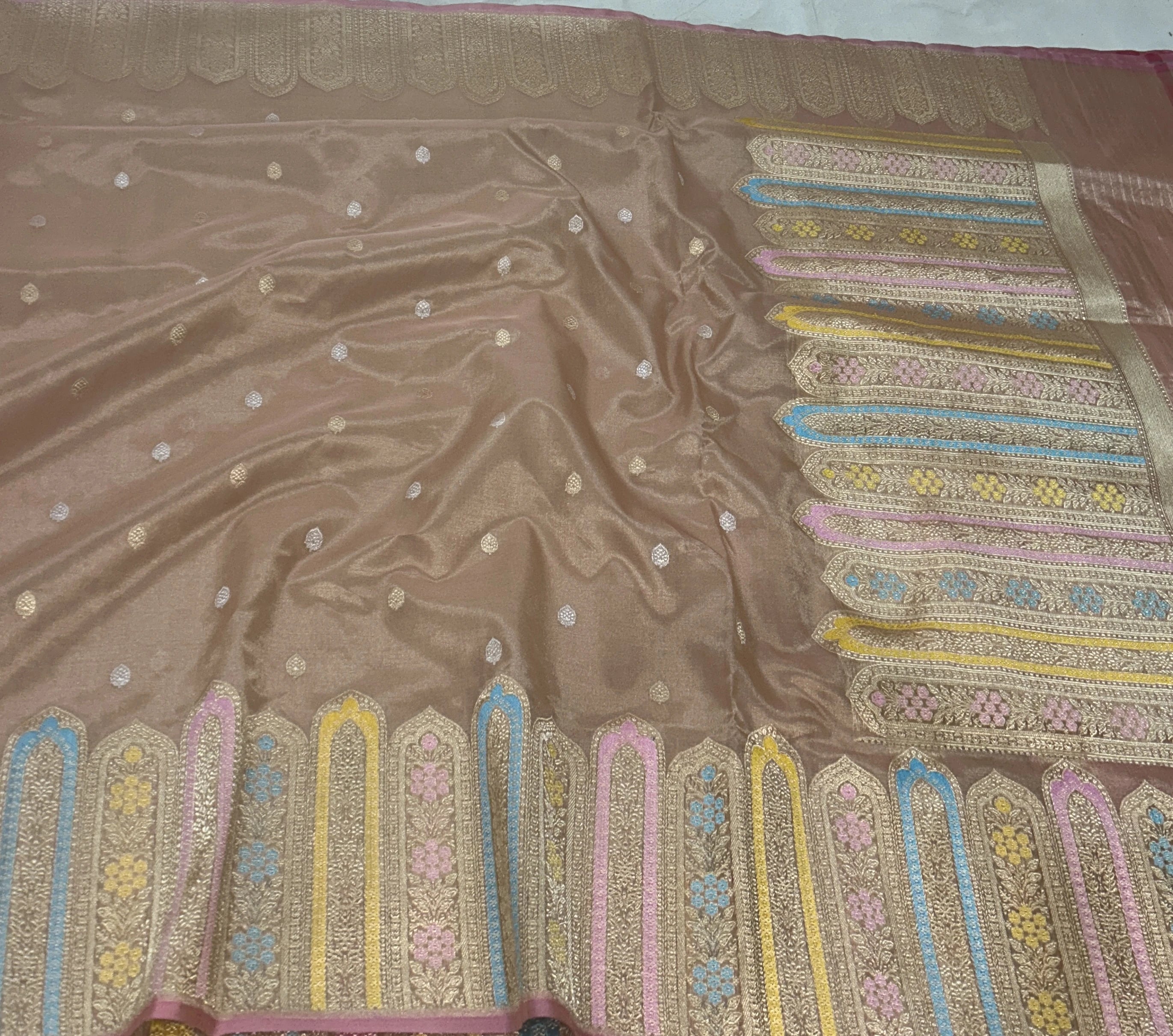 Peach Floral Buta Pure Kora Silk Banarasi Saree Kadhwa Handloom Sona Rupa Zari - Katan Banaras