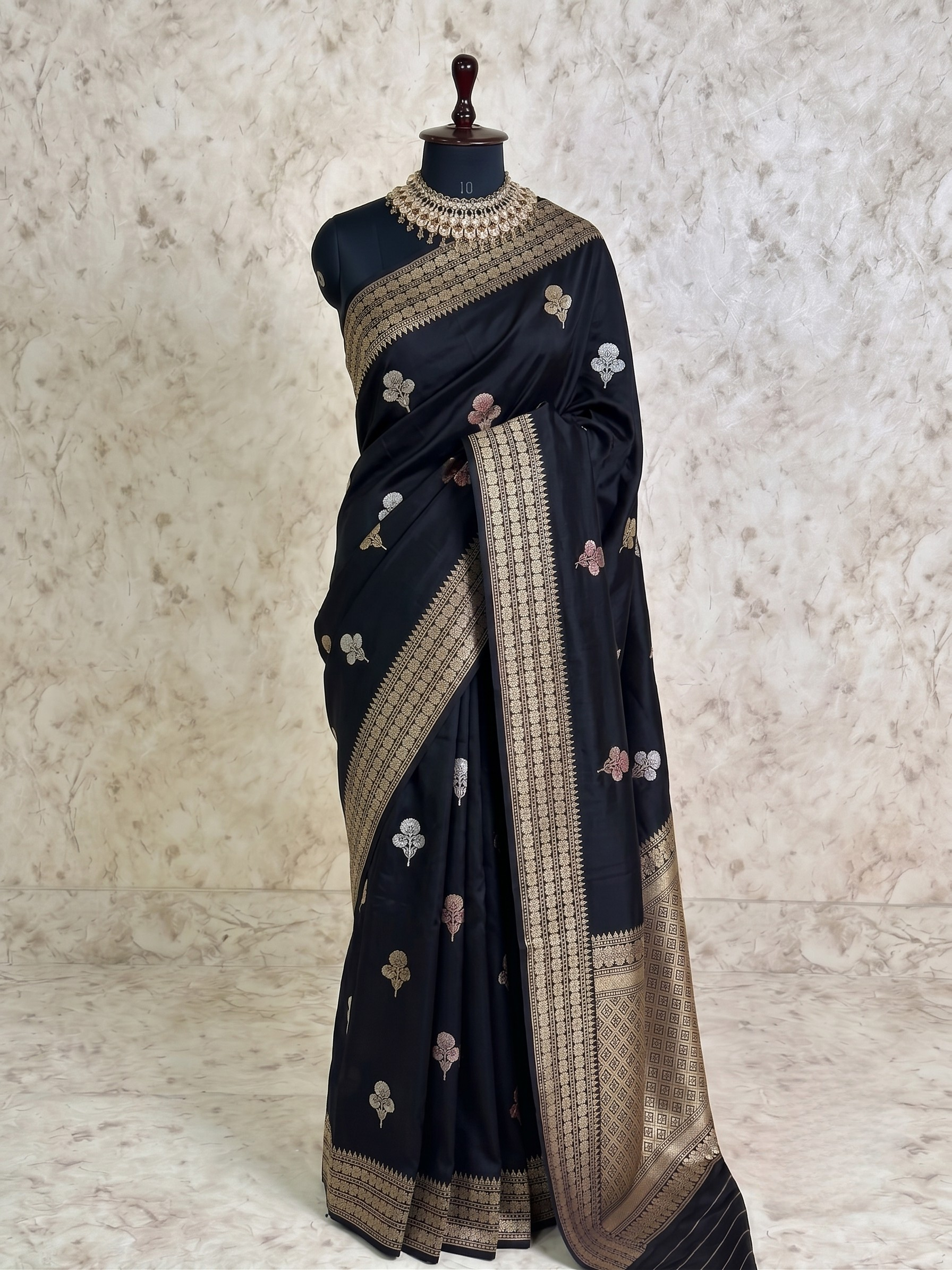 Pure Katan Silk Kadhwa Buta Banarasi Saree | Sona Rupa Zari | Black Handloom Saree