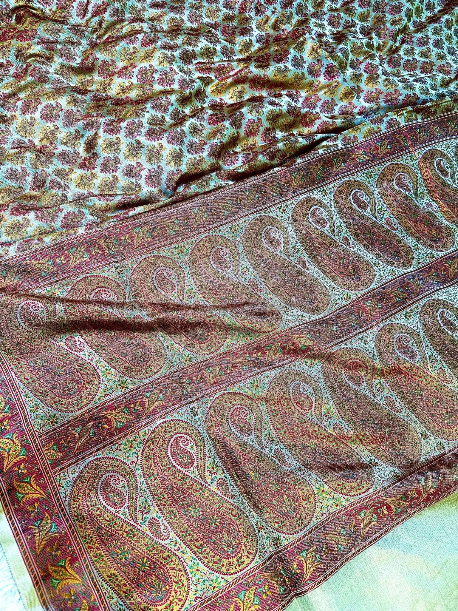 Beige Gold Pure Banarasi Handloom Jamawar Tanchui Kadhwa Interlocked Weaved Saree - Katan Banaras