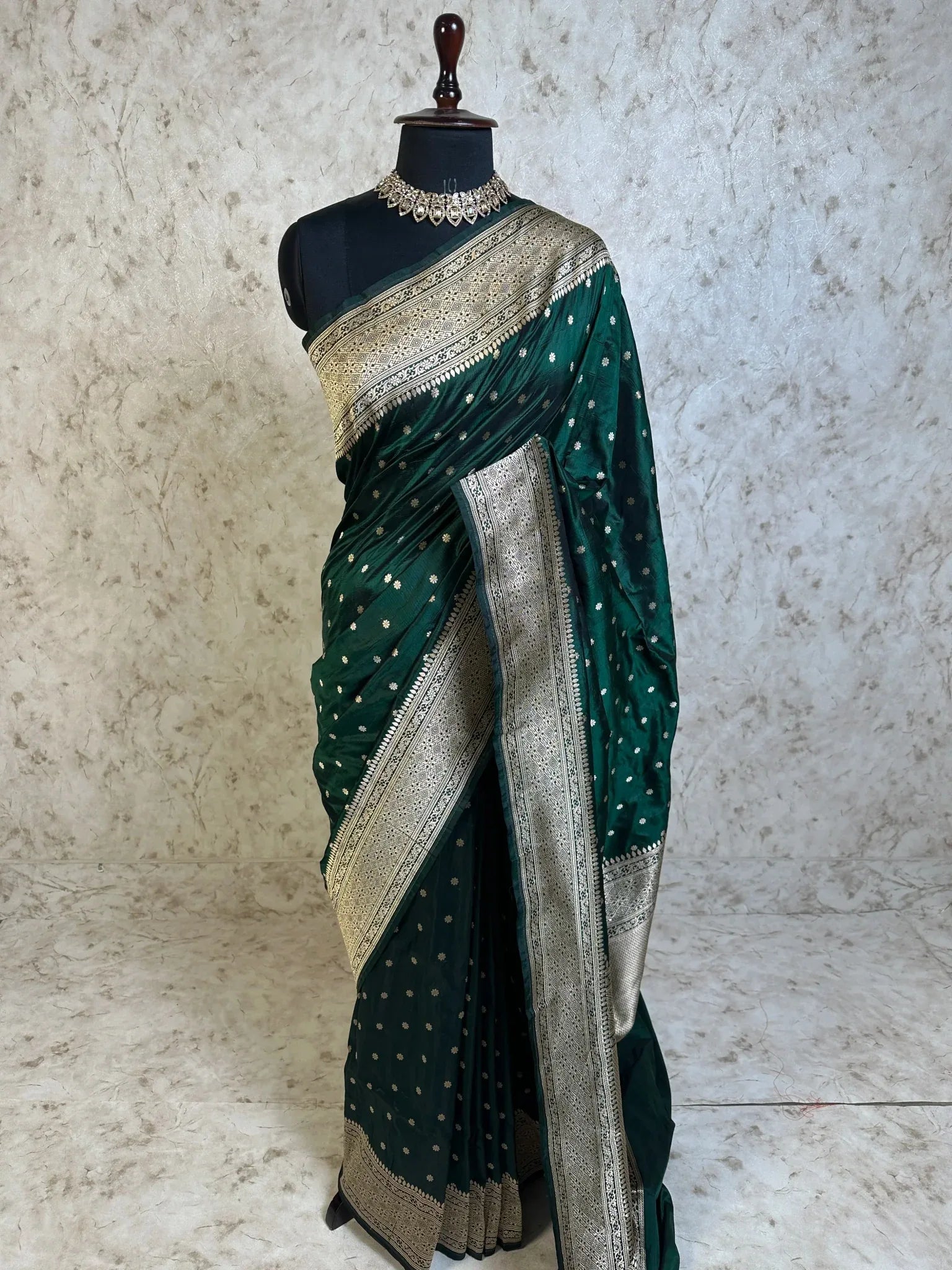 Bottle Green Pure Katan Silk Banarasi Saree Silver Zari Buti Traditional Geometric Border - Katan Banaras