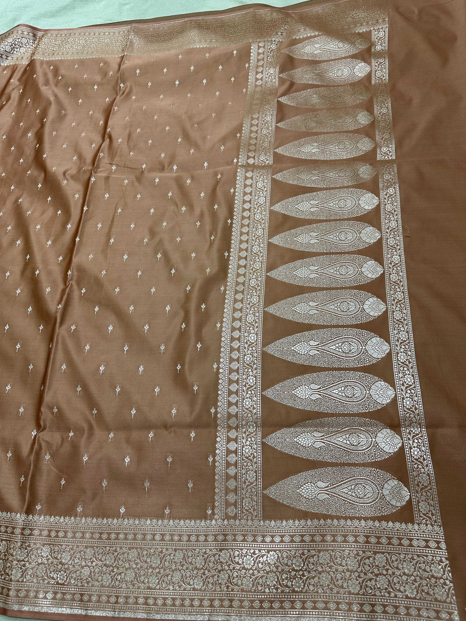 Brown Mashru Silk Zari Banarasi Border Aanchal Boota Booti Saree - Katan Banaras