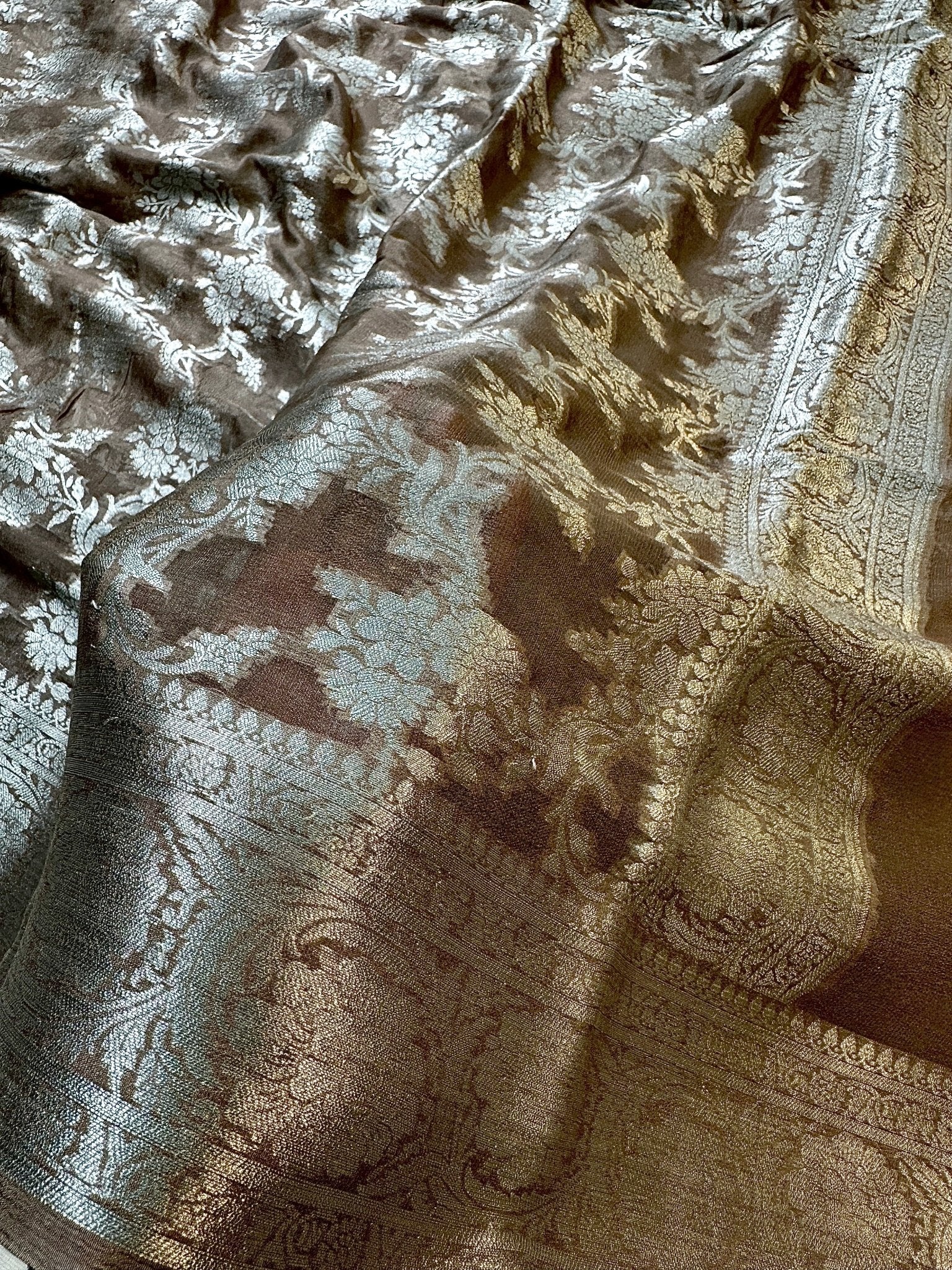 Brown Pure Chiffon Silk Banarasi Saree with Golden Zari Floral Jaal Design - Katan Banaras