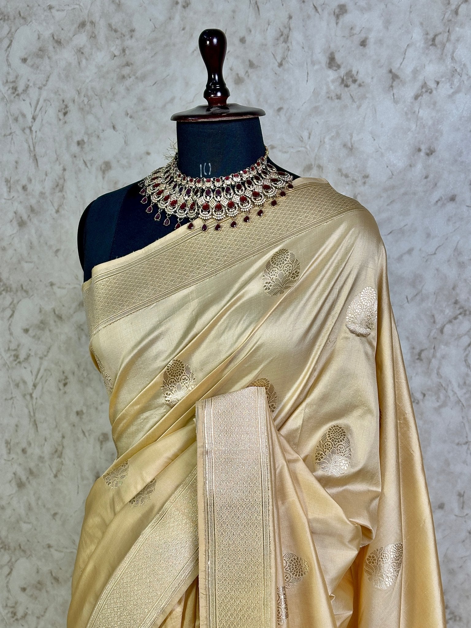 Champagne Gold Pure Katan Silk Banarasi Kadhwa Buta Handloom Ektara Weaved Saree with Zari Border - Katan Banaras