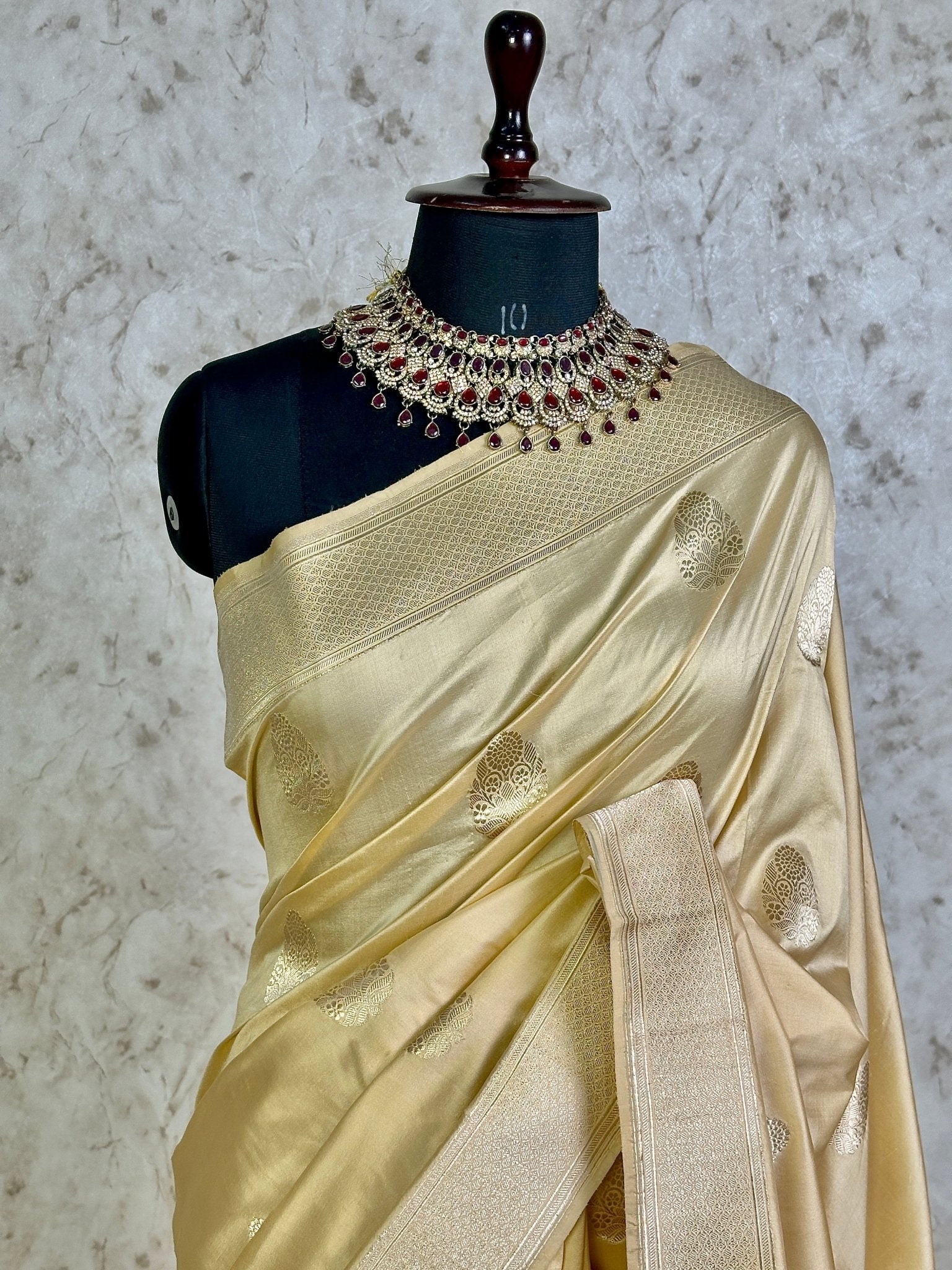 Champagne Gold Pure Katan Silk Banarasi Kadhwa Buta Handloom Ektara Weaved Saree with Zari Border - Katan Banaras