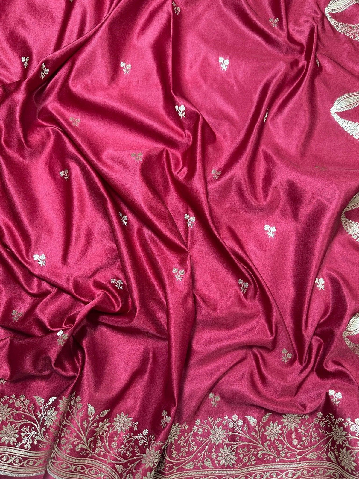 Deep Maroon Mashru Silk Zari Open Border Carry Aanchal Booti Saree - Katan Banaras