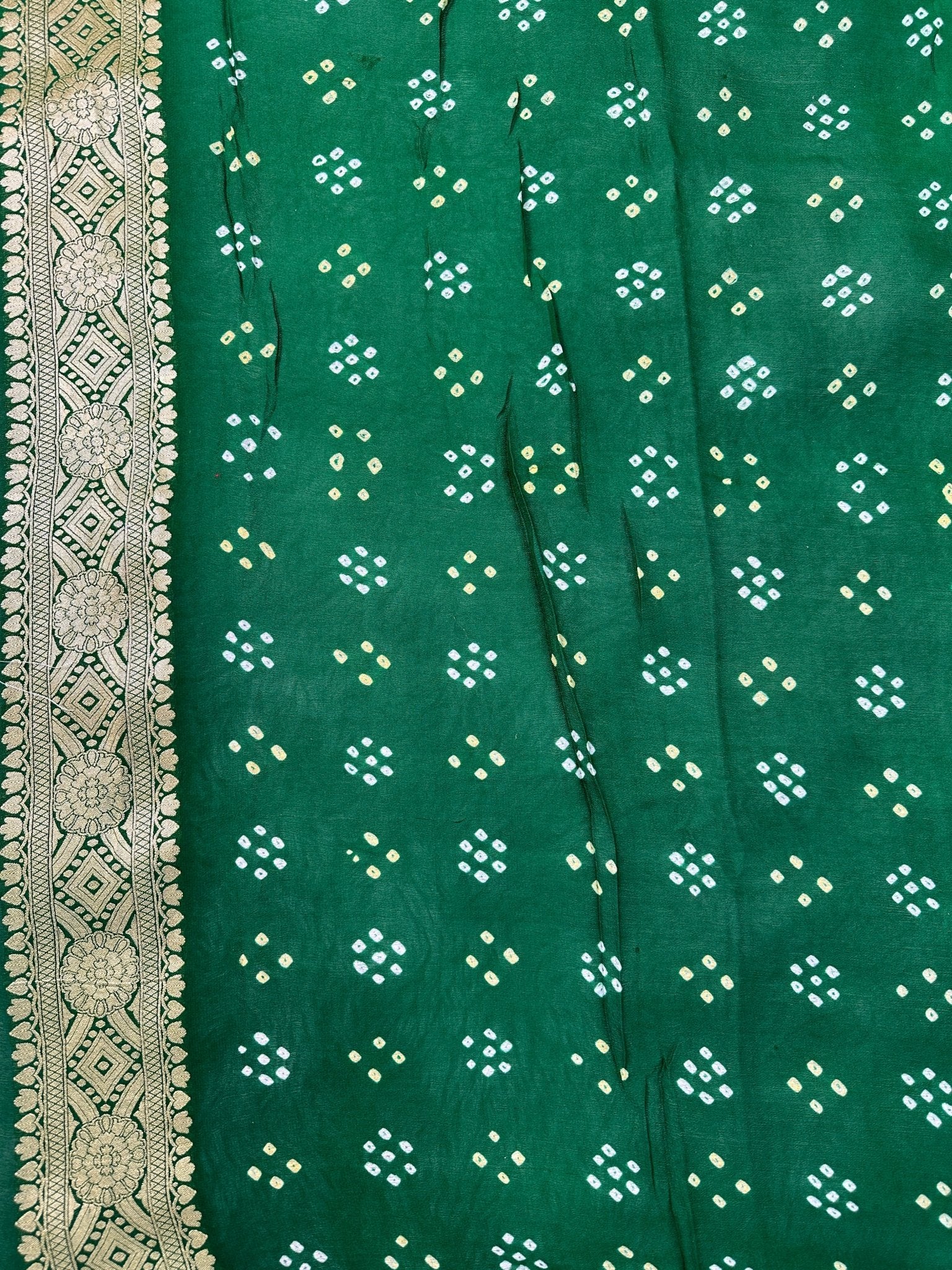 Dual Shaded Forest - Emerald Green Pure Khaddi Georgette Bandhani Saree with Banarasi Zari Border - Katan Banaras