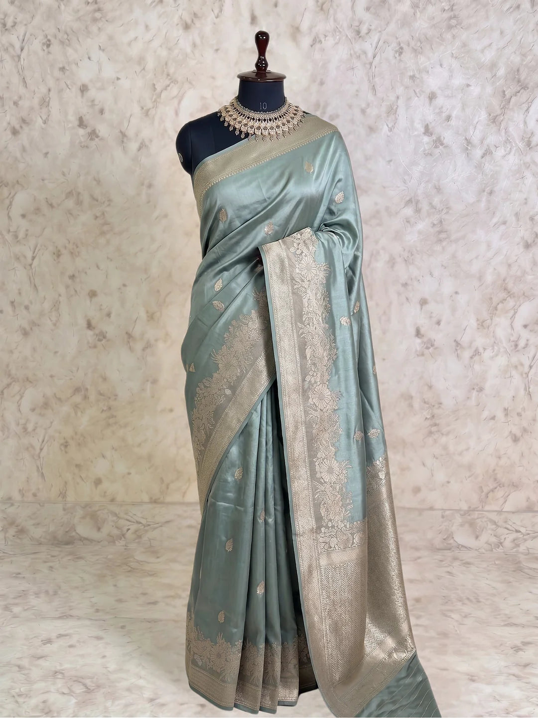 Pure Katan Silk Kadhwa Buta Handloom Banarasi Saree | Pastel Green
