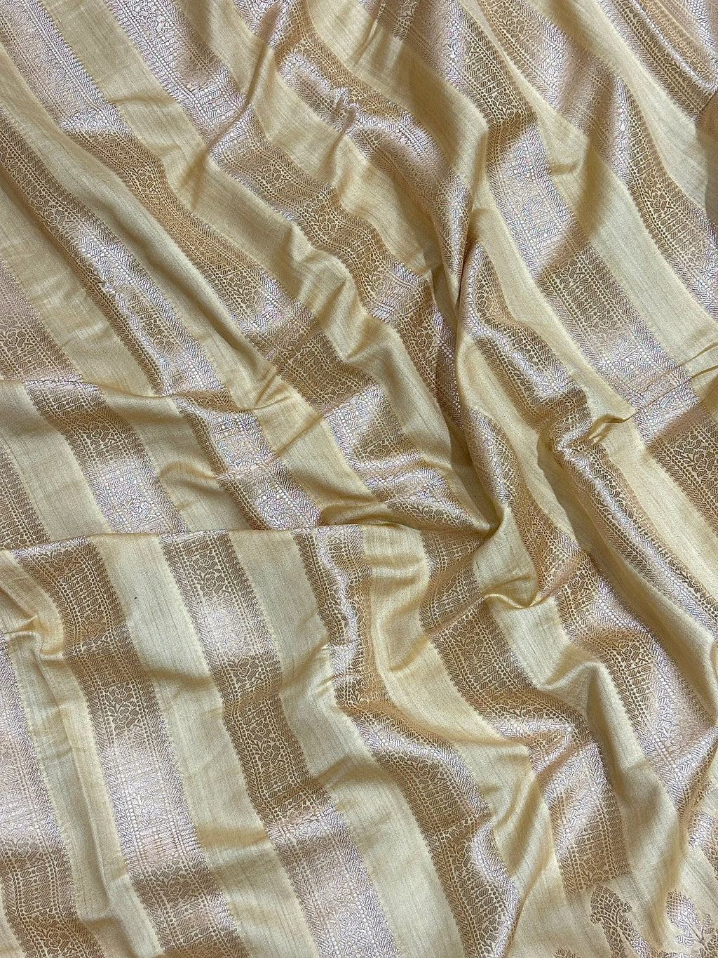 Ivory Beige Pure Chiniya Katan Silk Banarasi Saree with Stripe Zari Border - Katan Banaras