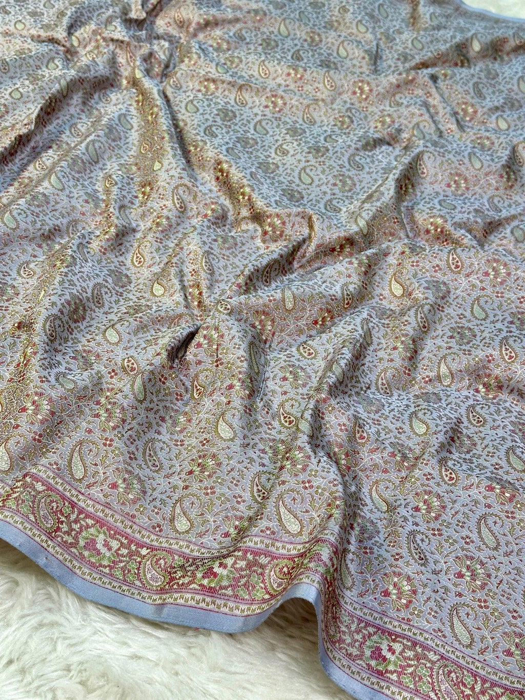 Lavender Grey Pure Banarasi Handloom Jamawar Tanchui Kadhwa Interlocked Weaved Saree - Katan Banaras