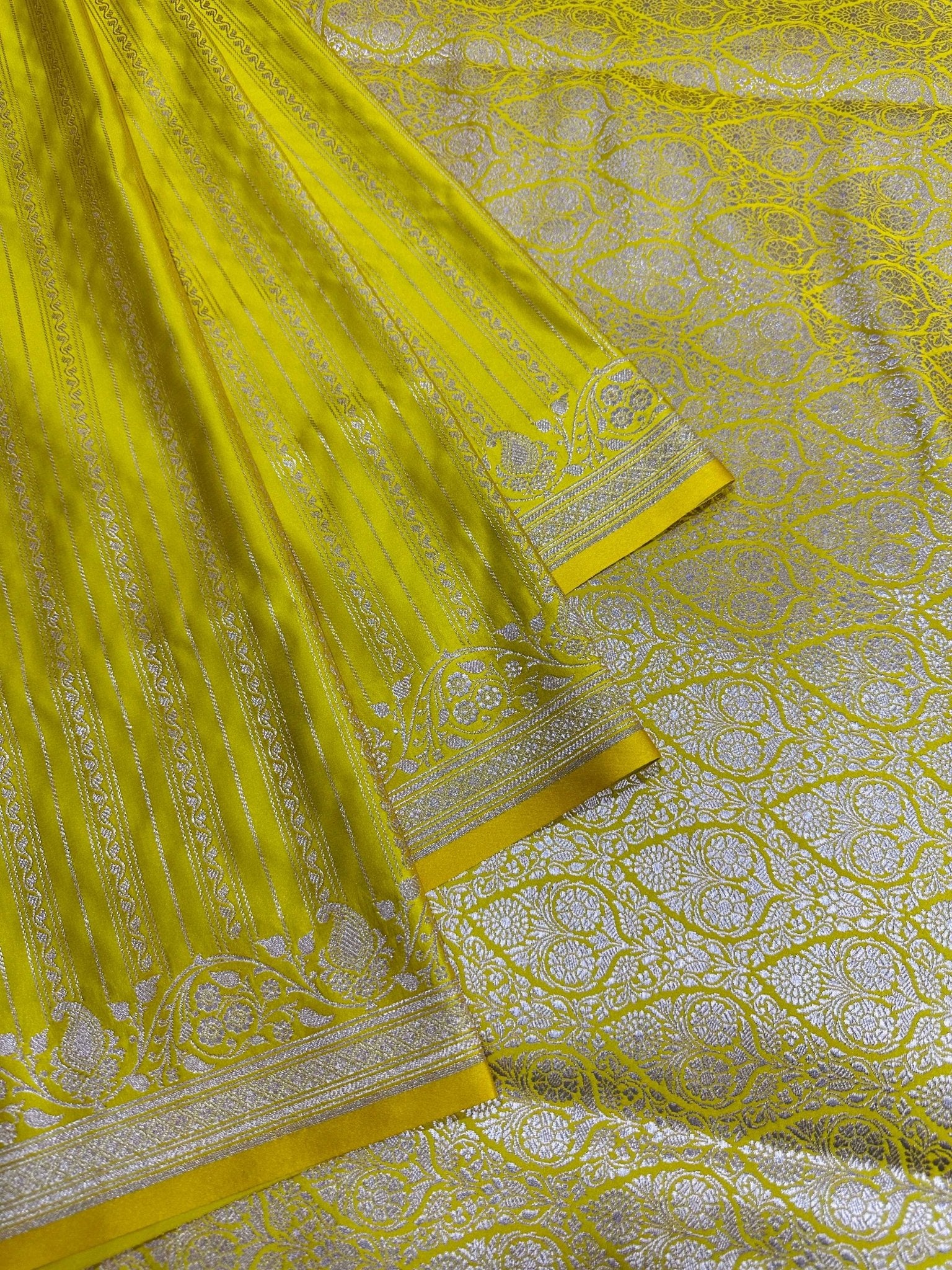 Lemon Mashru Silk Vertical Stripe Design Zari Border Brocade Aanchal Saree - Katan Banaras
