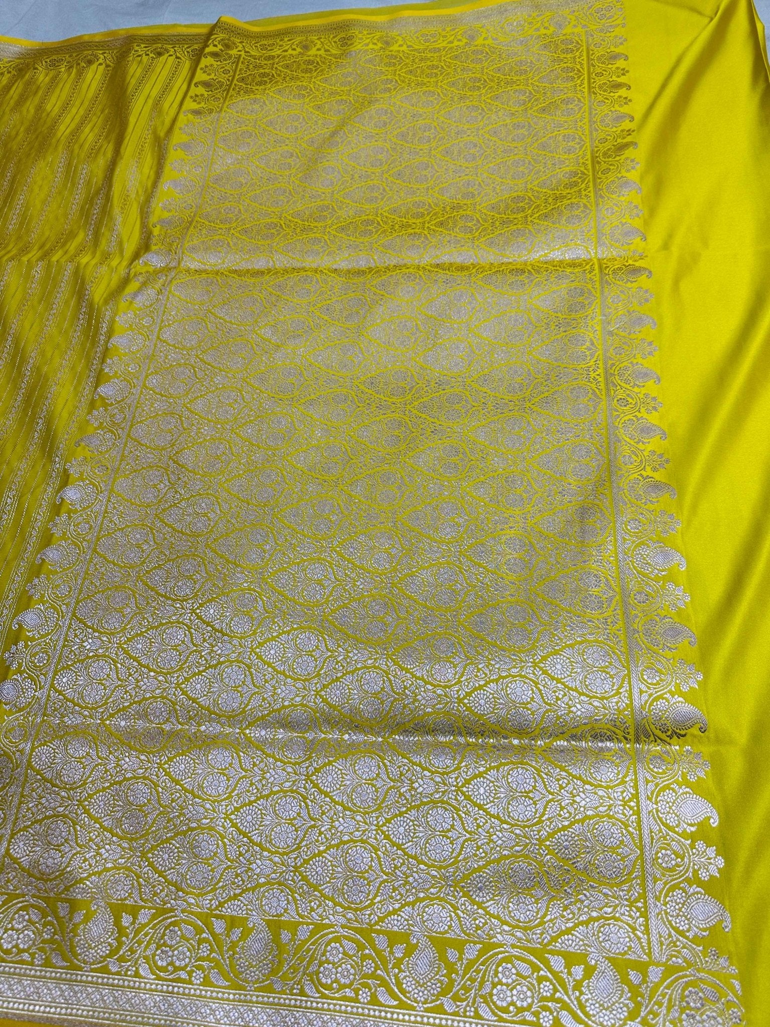 Lemon Mashru Silk Vertical Stripe Design Zari Border Brocade Aanchal Saree - Katan Banaras