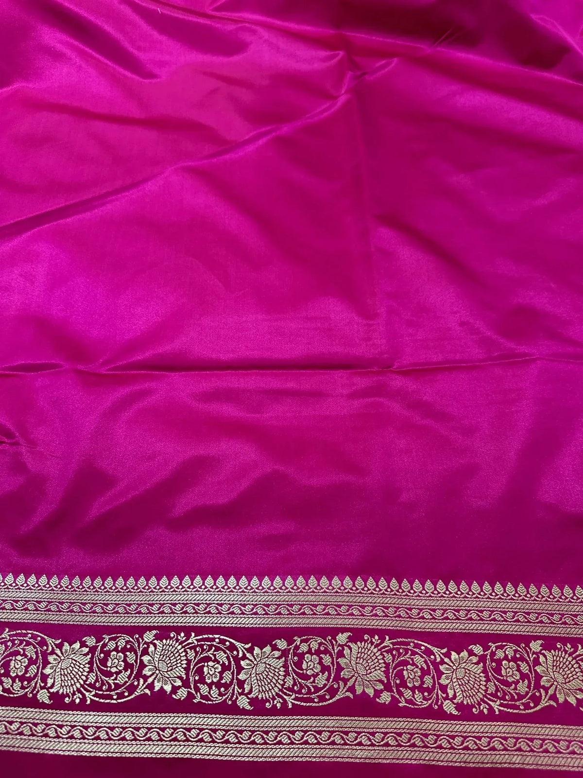 Magenta Mashru Silk Paithni Banarasi Zari Border Brocad Aanchal Booti Saree - Katan Banaras