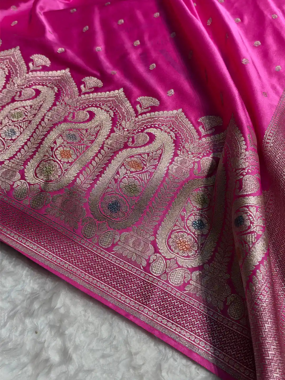 Fuchsia Flourish — Mashru Silk Banarasi Saree in Fuchsia Pink
