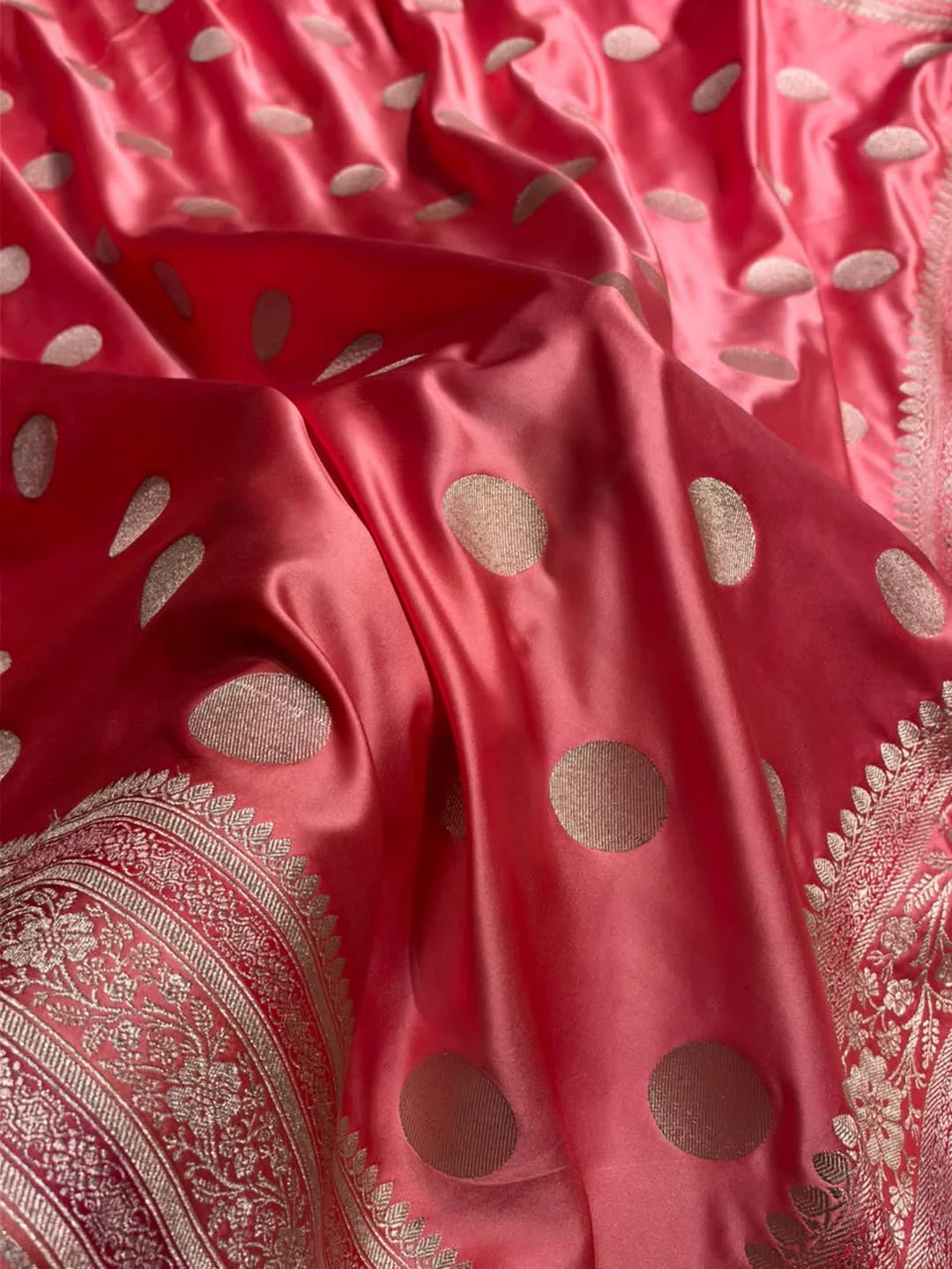 Peach Mashru silk saree with polka booti circular motifs and floral vine border - Katan Banaras