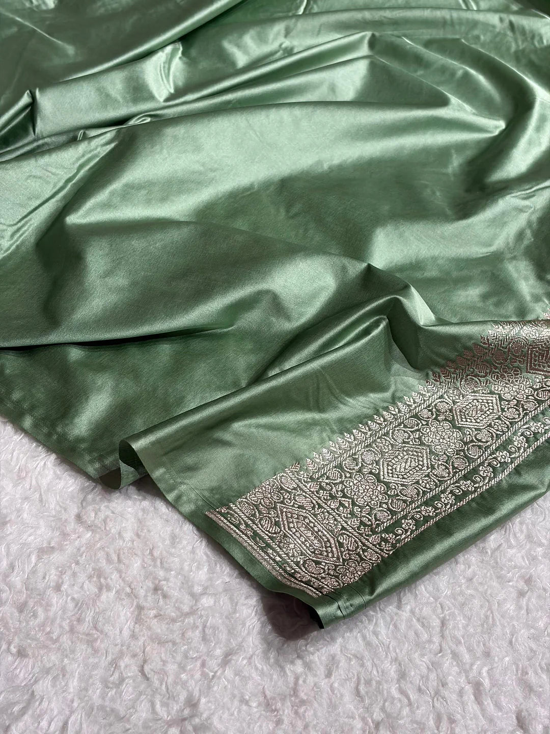 Seafoam Lattice — Mashru Silk Banarasi Saree in Sea Green