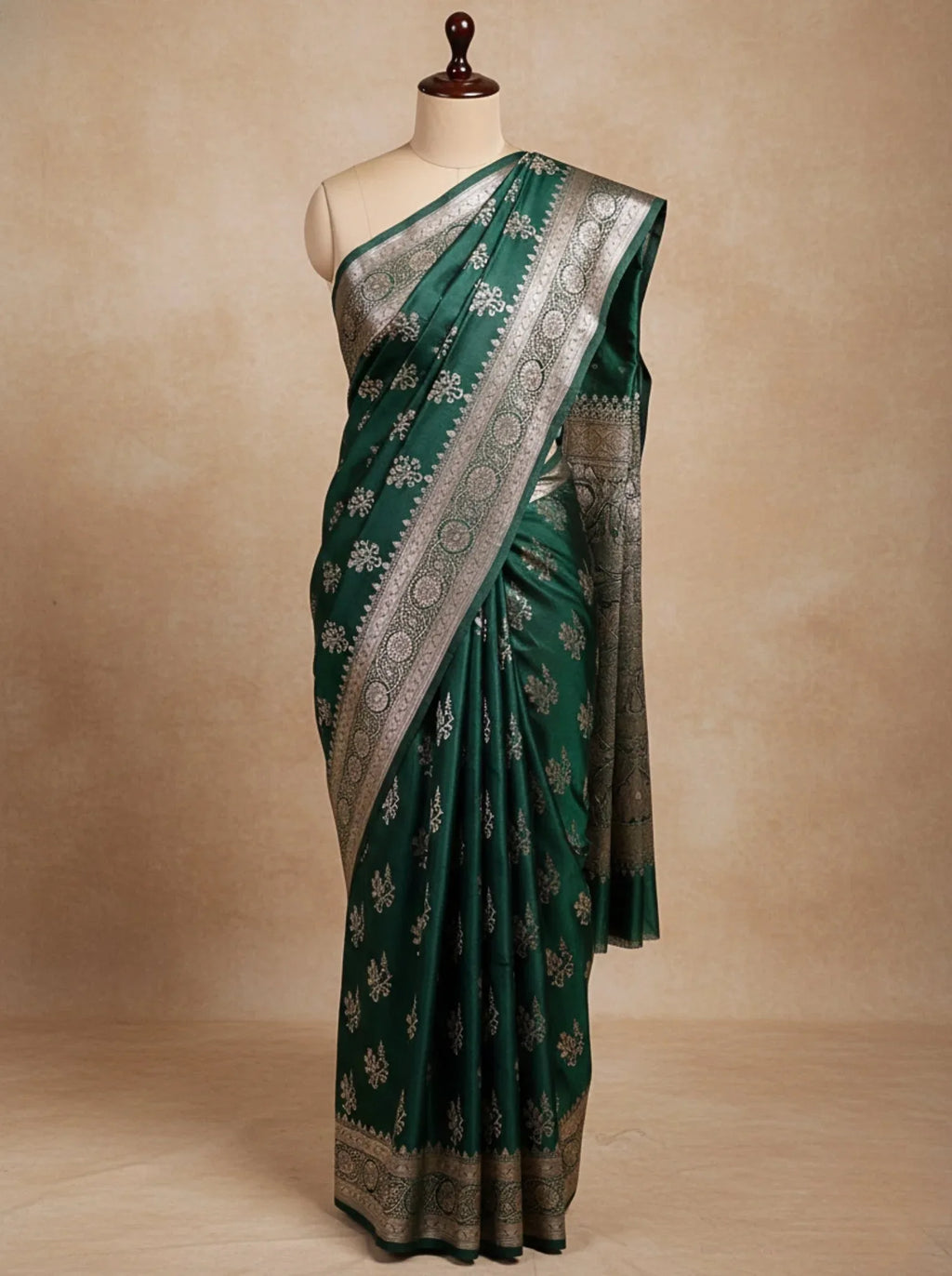 Mashroo Silk Banarasi Saree with gold zari work - Katan Banaras