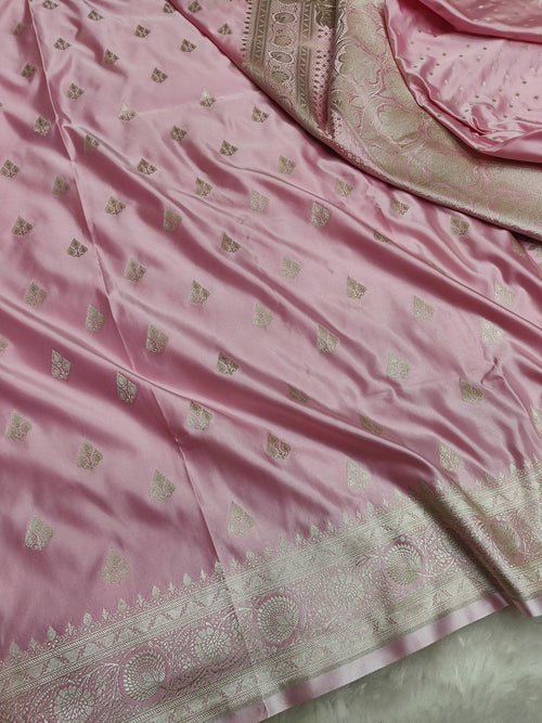 Mashroo Silk Banarasi Saree with gold zari work - Katan Banaras