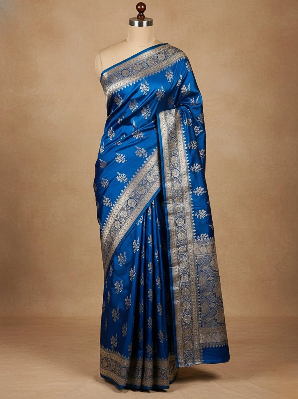 Mashroo Silk Banarasi Saree with gold zari work - Katan Banaras