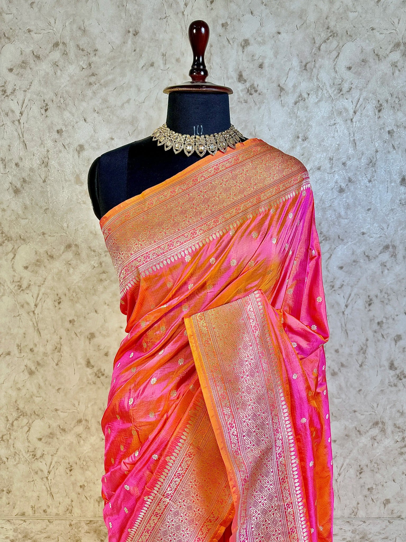 Pink–Orange Dual Tone Pure Katan Silk Banarasi Saree with Gold Zari Buti & Traditional Handwoven Border - Katan Banaras